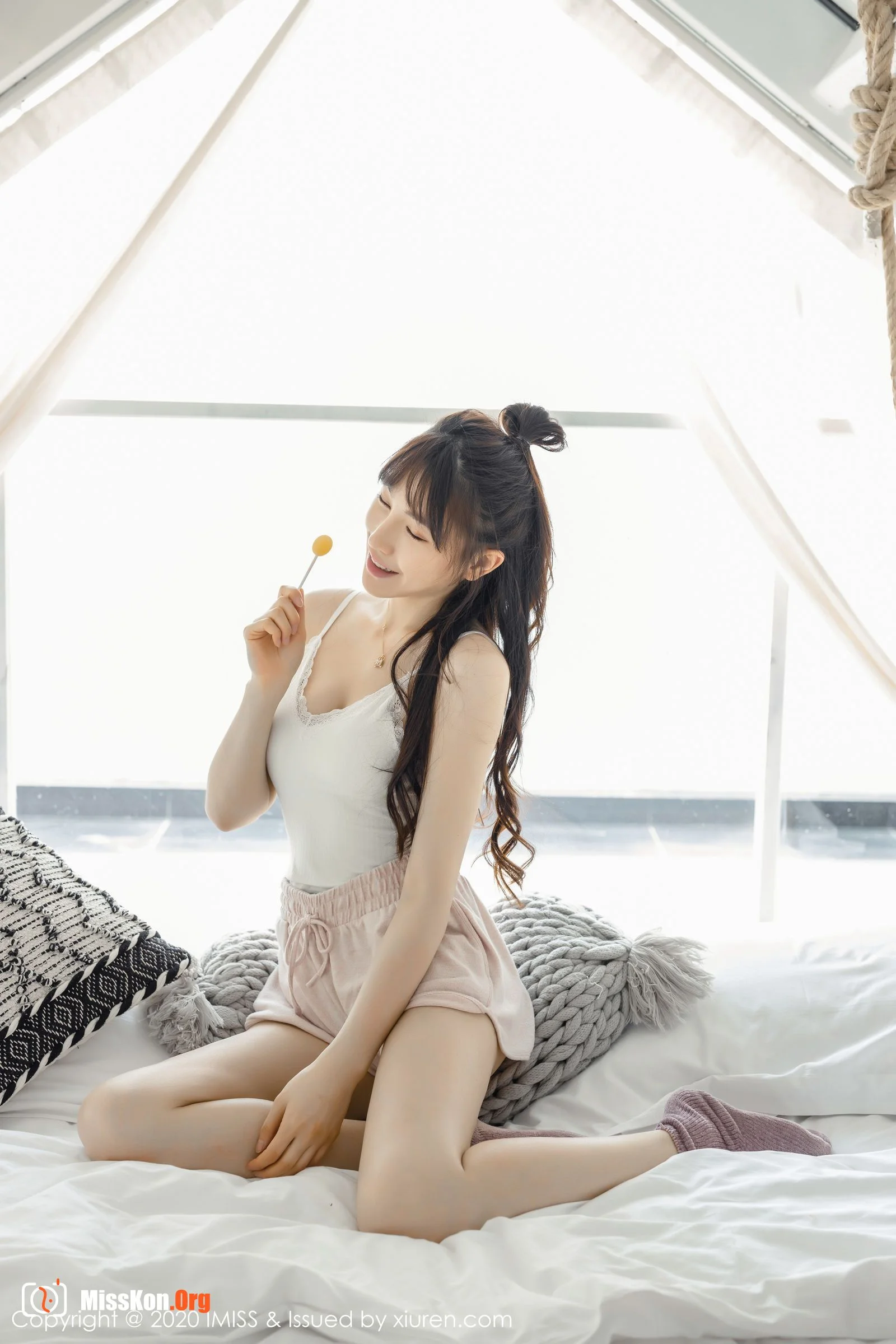 Liu Yining - Photo 19