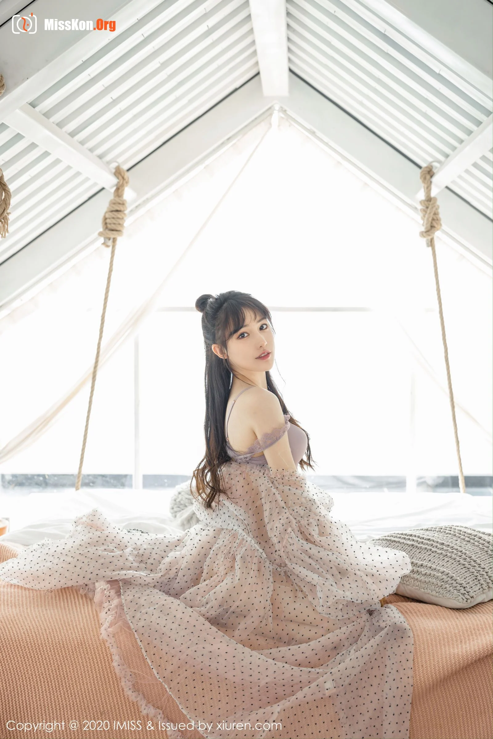 Liu Yining - Photo 39