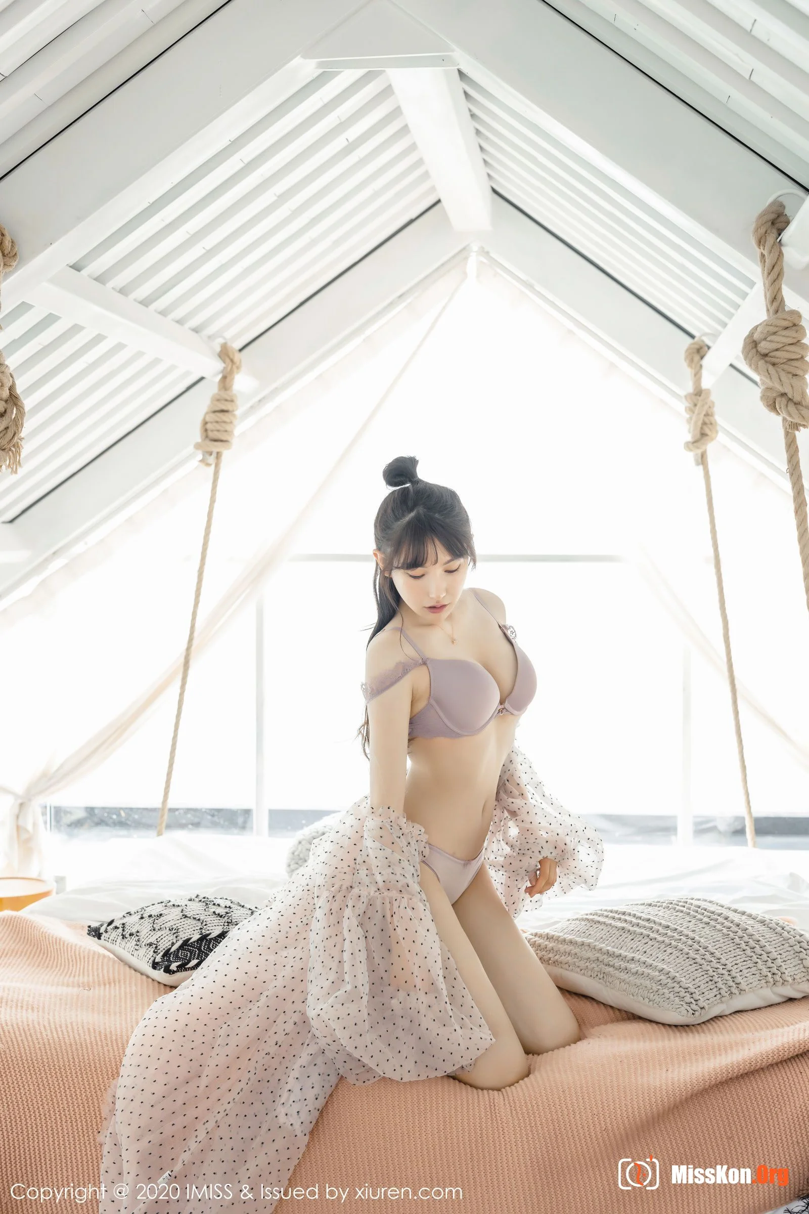 Liu Yining - Photo 44