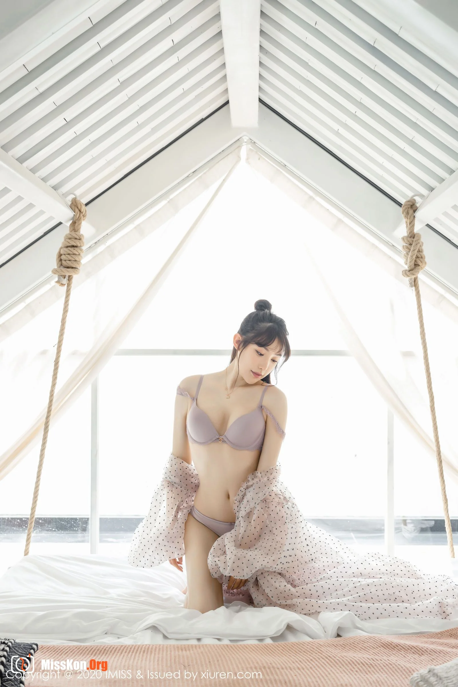 Liu Yining - Photo 50
