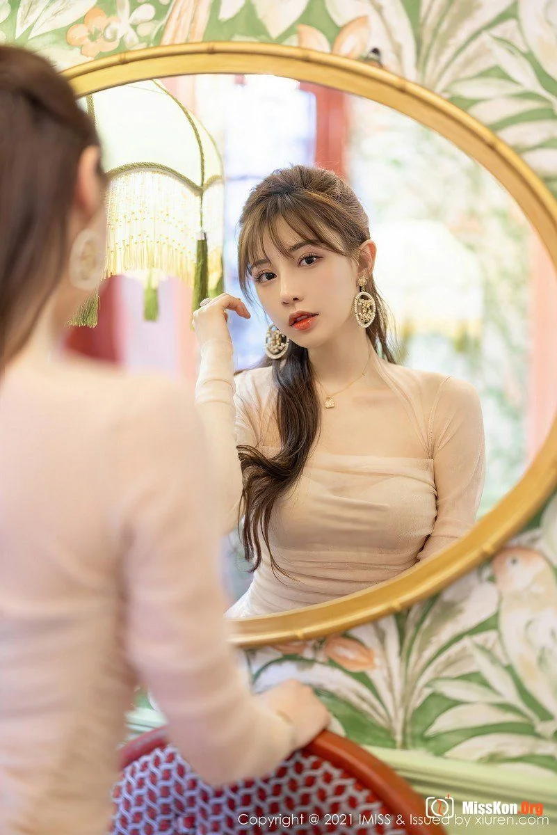 Liu Yining - Photo 32