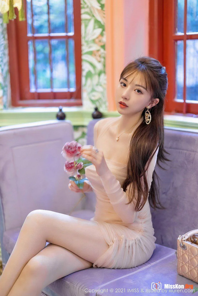 Liu Yining - Photo 34