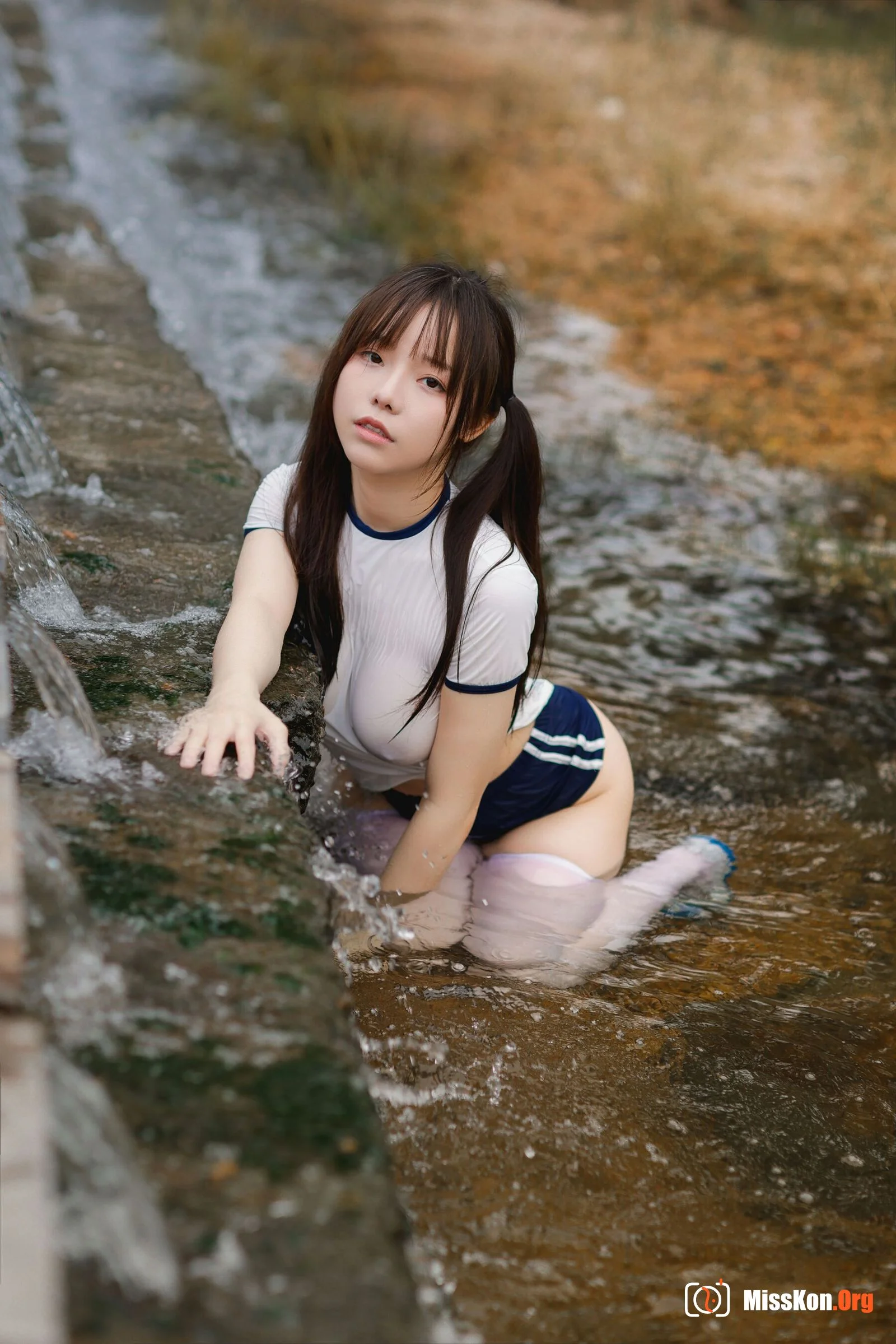 Liuwei Dihuang Jiang: Gym suit - Photo 9