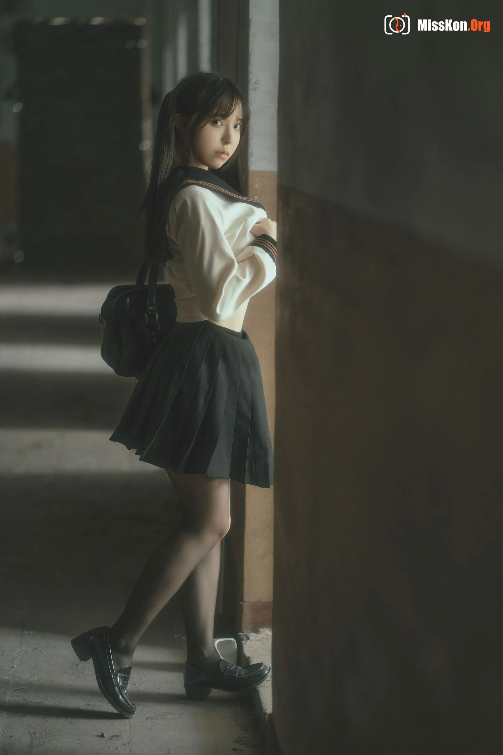 Liuwei Dihuang Jiang: Ruin JK - Photo 16