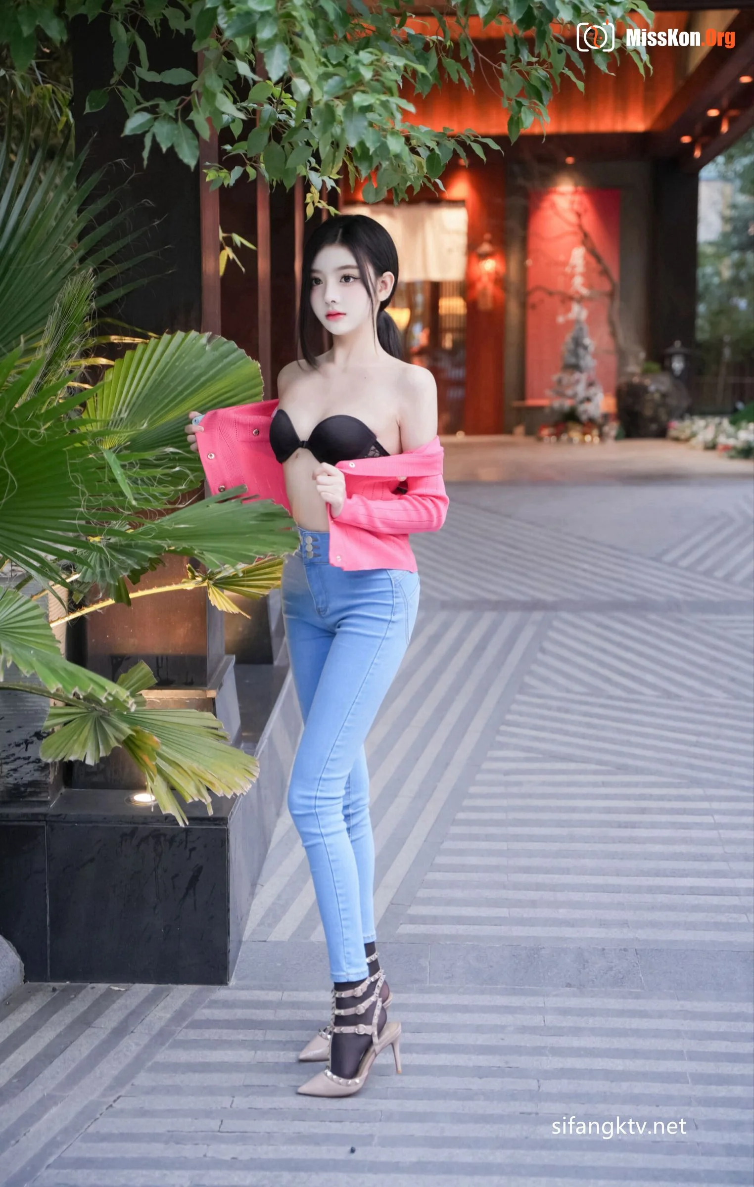 Long Xuer: Violent tearing of black silk - Photo 11