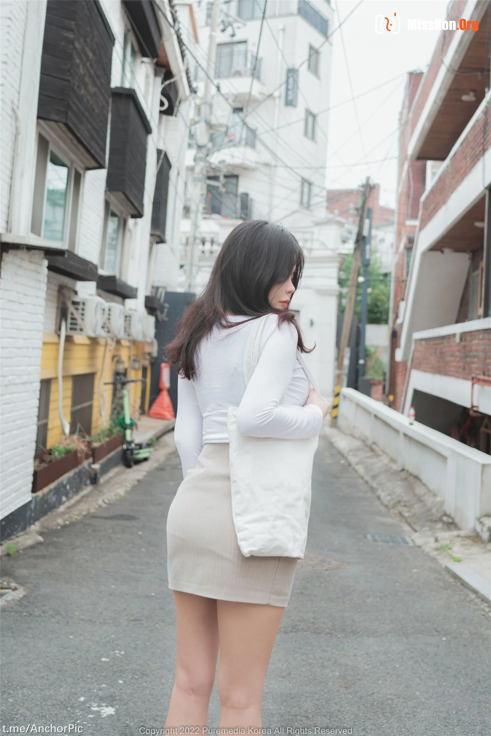 Lovey - Photo 2
