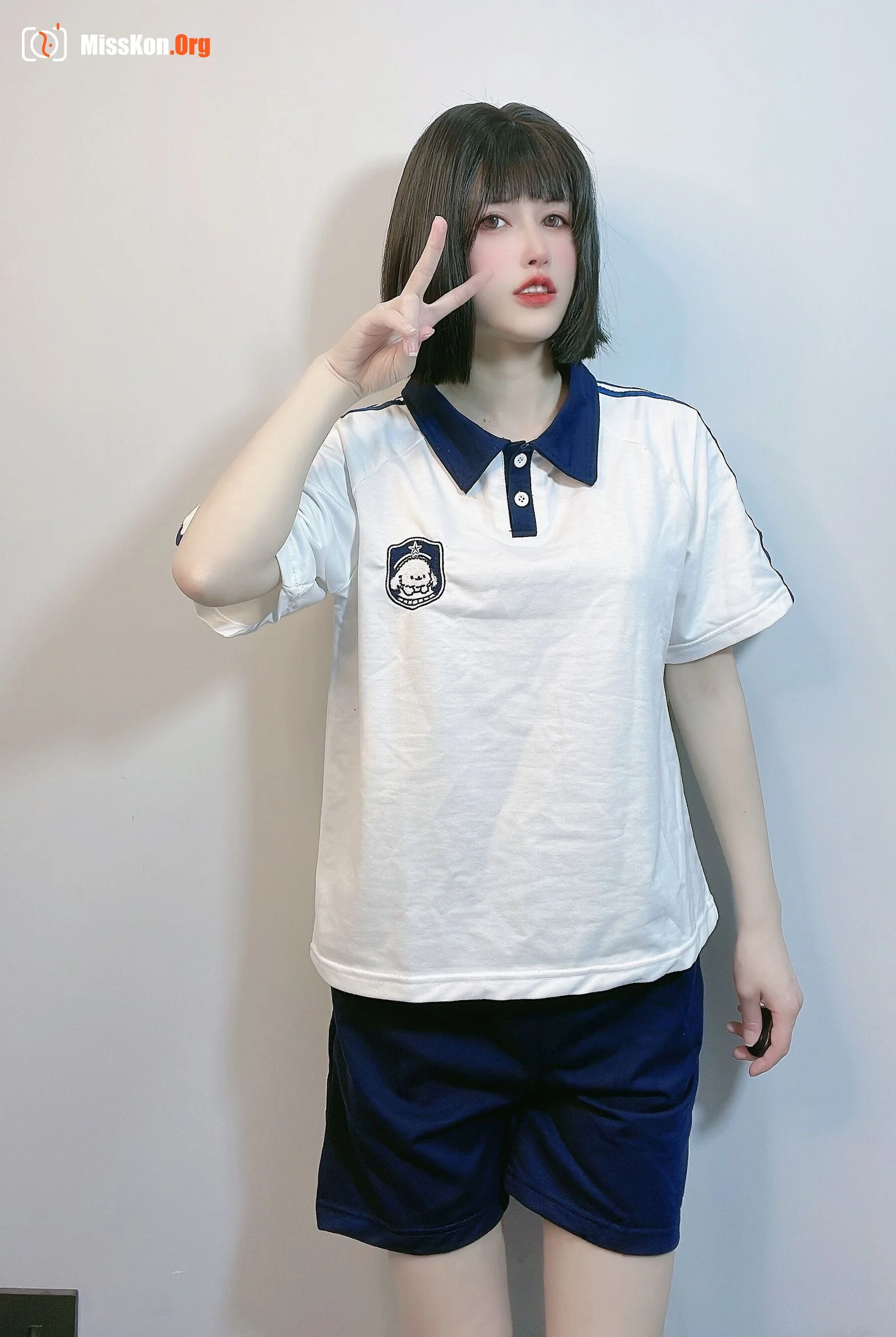Lu Basui: Bad school girl - Photo 10