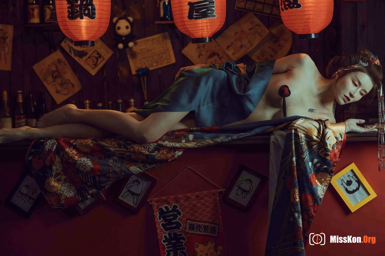 Lu Basui: Drunk Kimono Girl - Photo 10