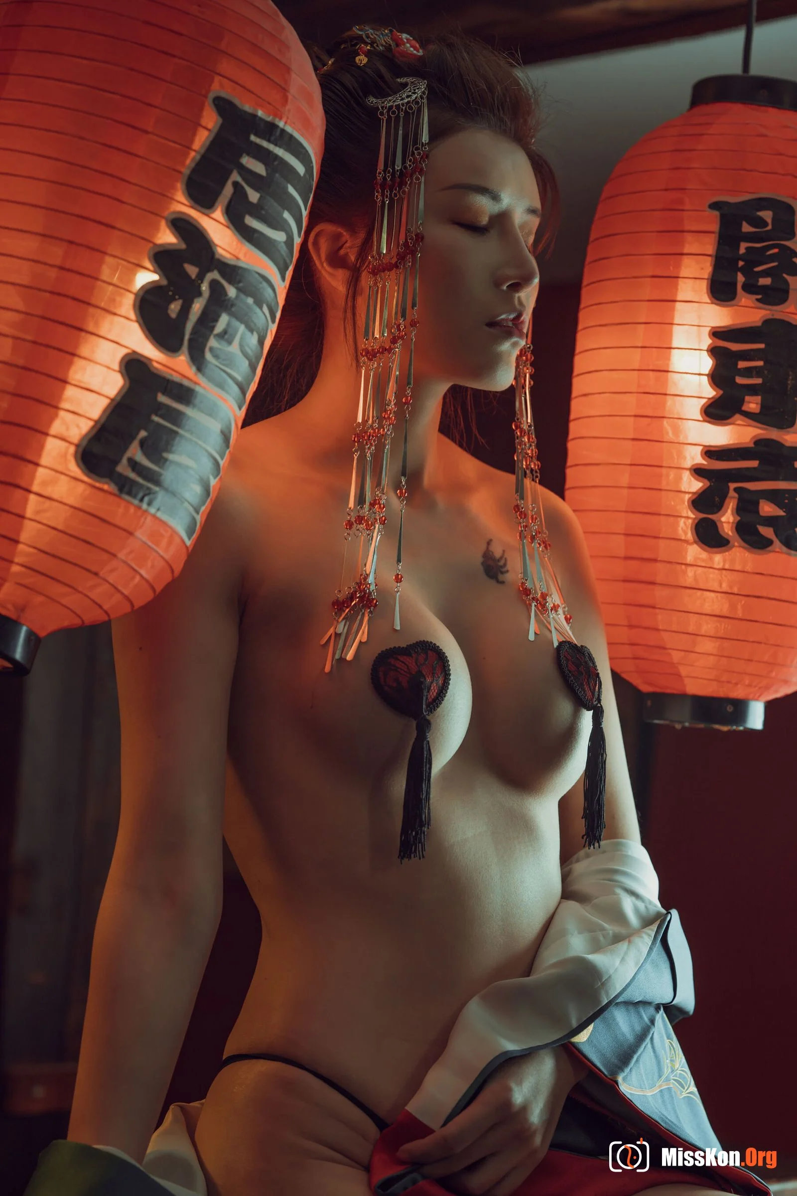 Lu Basui: Drunk Kimono Girl - Photo 8
