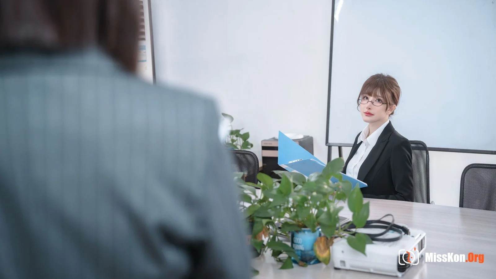 Lu Basui: Female boss and female subordinate - Photo 2