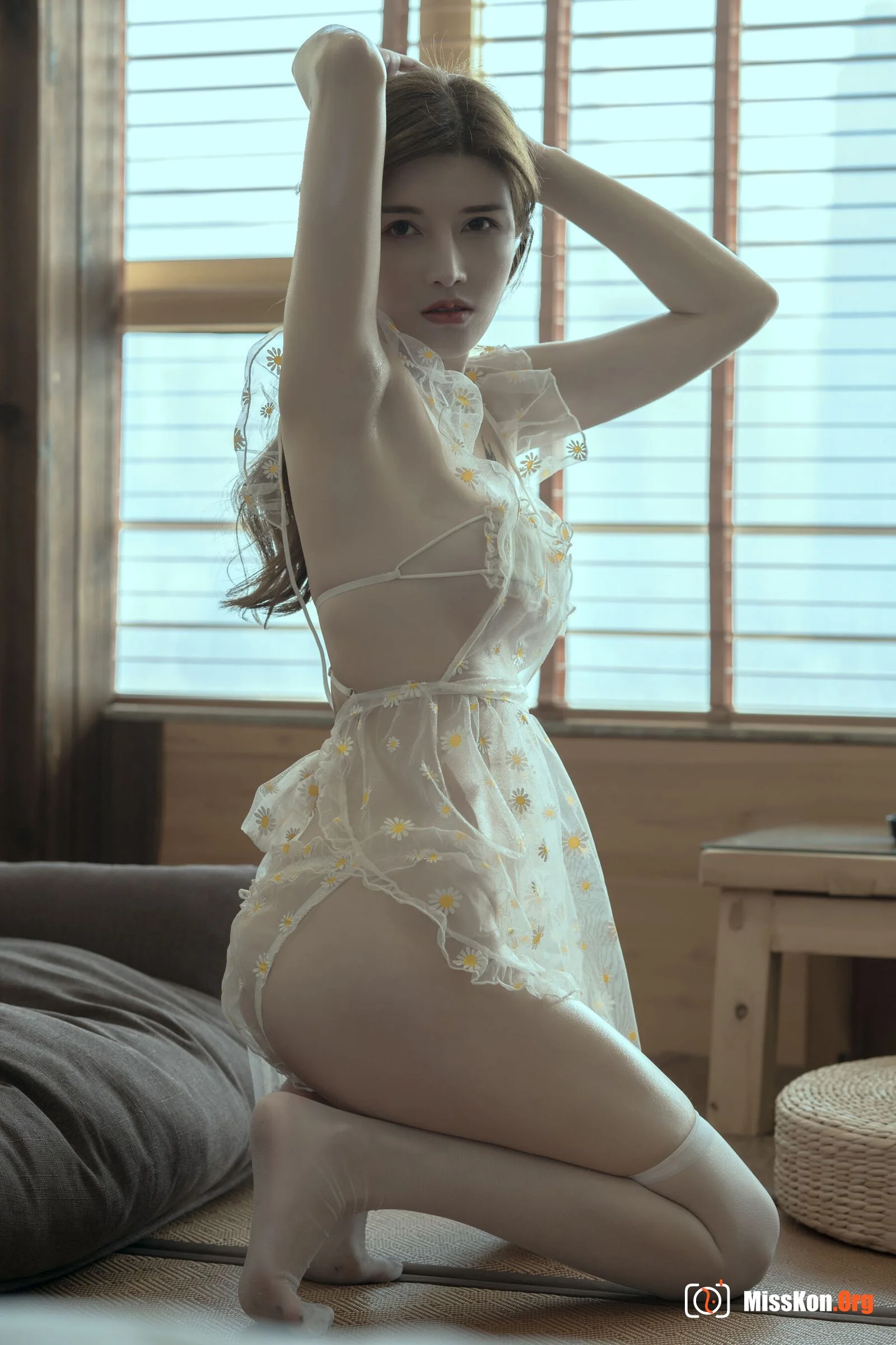 Lu Basui: Little Daisy·See-through Mesh Underwear - Photo 14