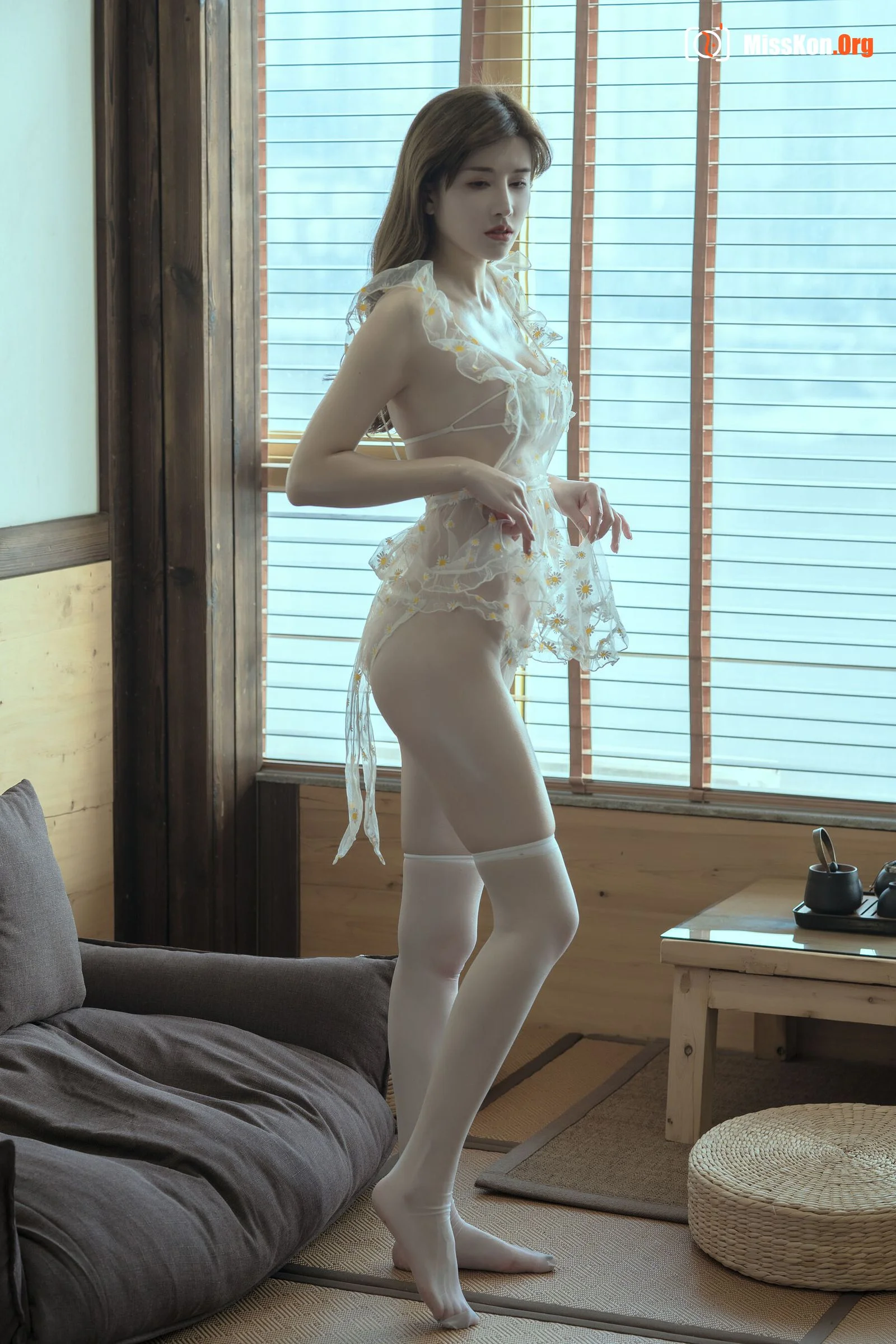 Lu Basui: Little Daisy·See-through Mesh Underwear - Photo 16