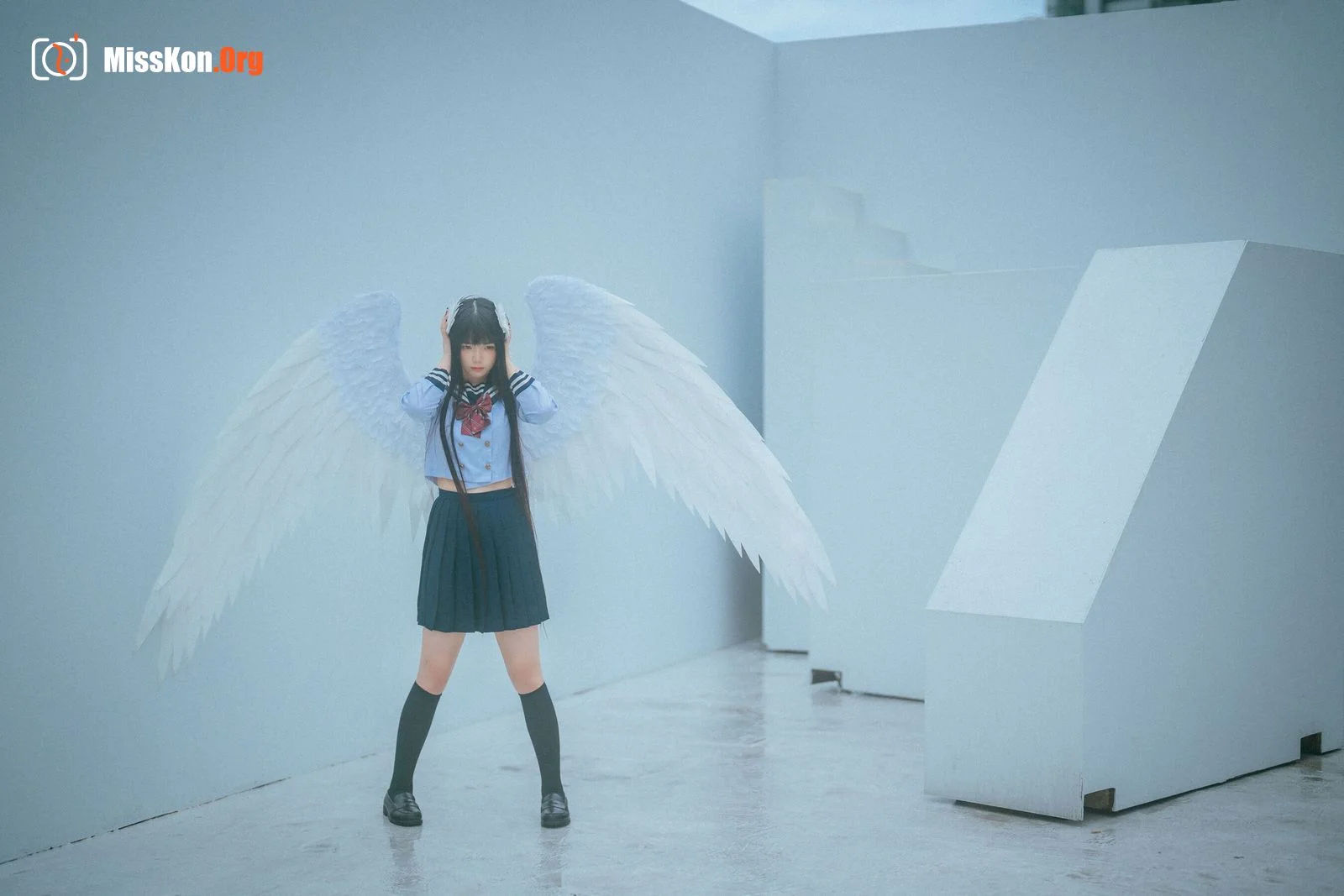Lucifer - Photo 11