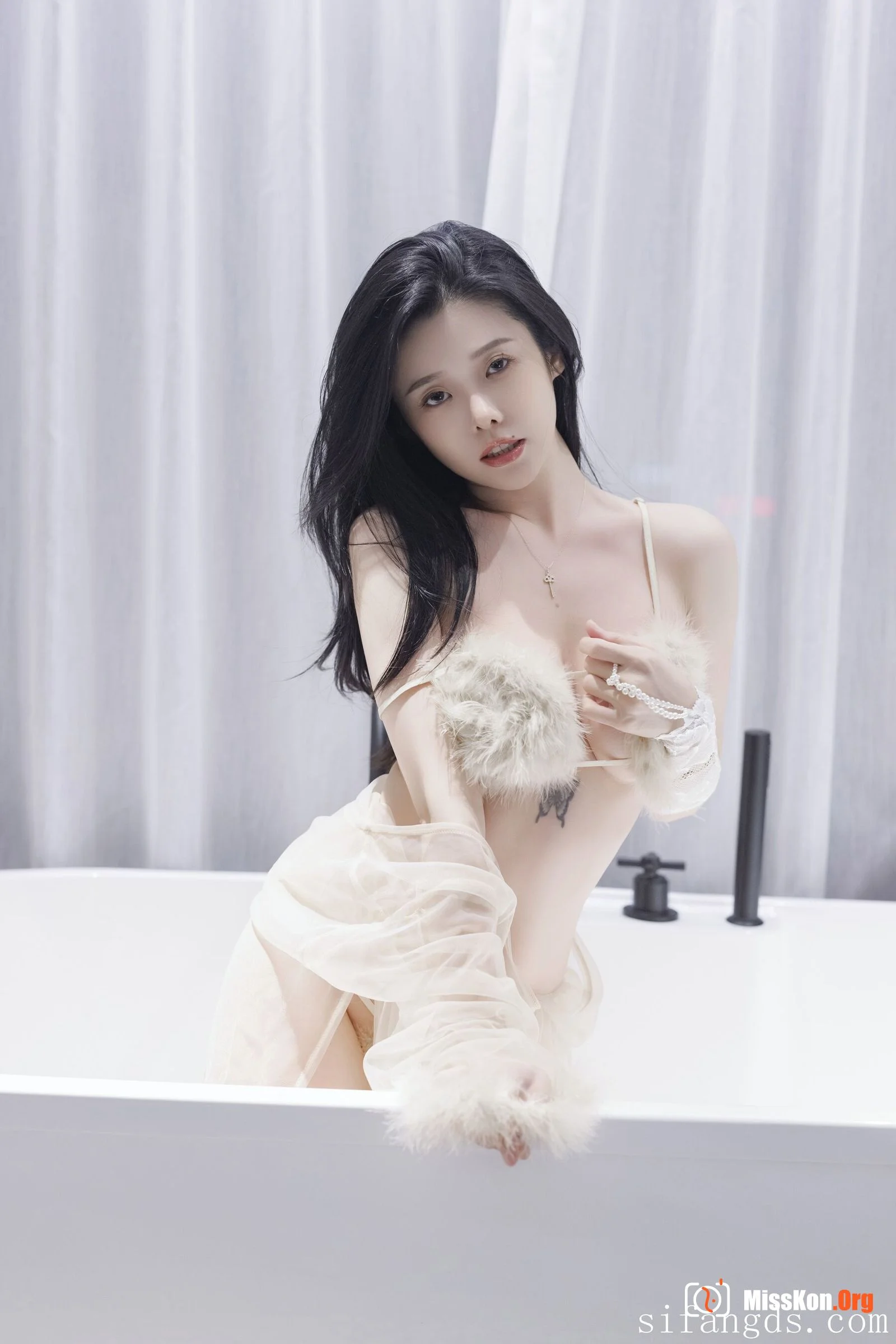 Luvian Benneng: Original image leaked - Photo 15