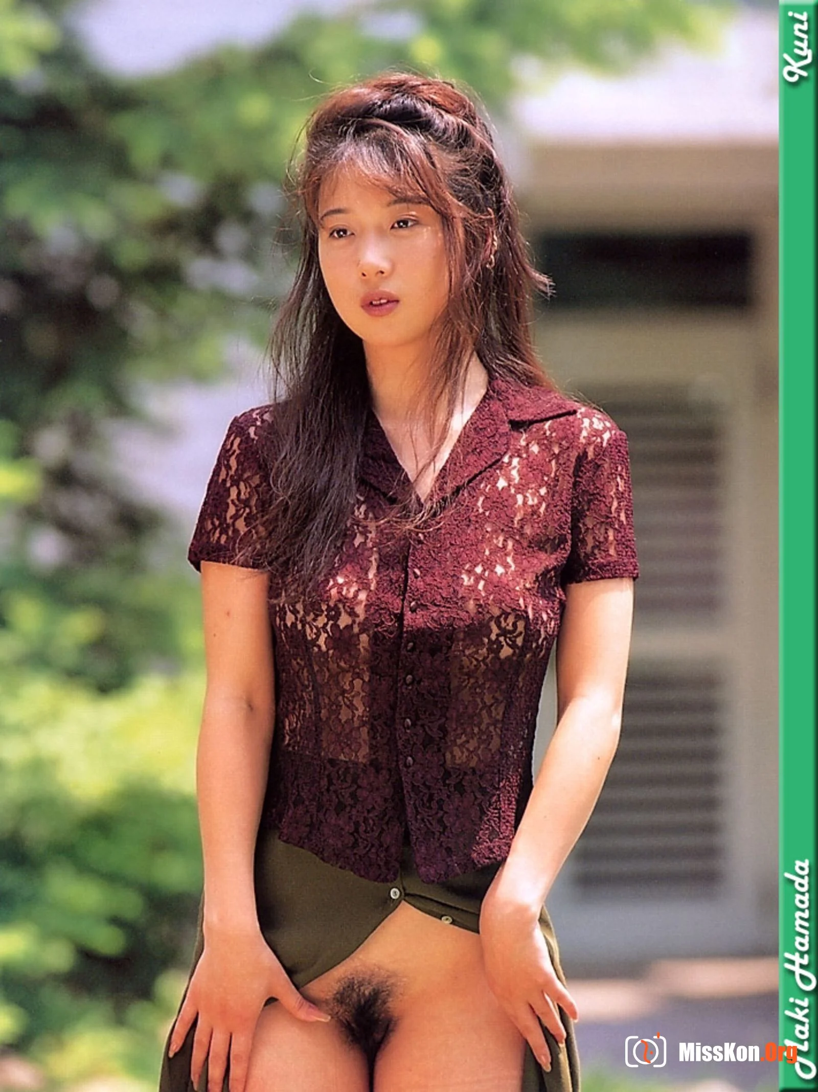 Maki Hamada - Photo 14
