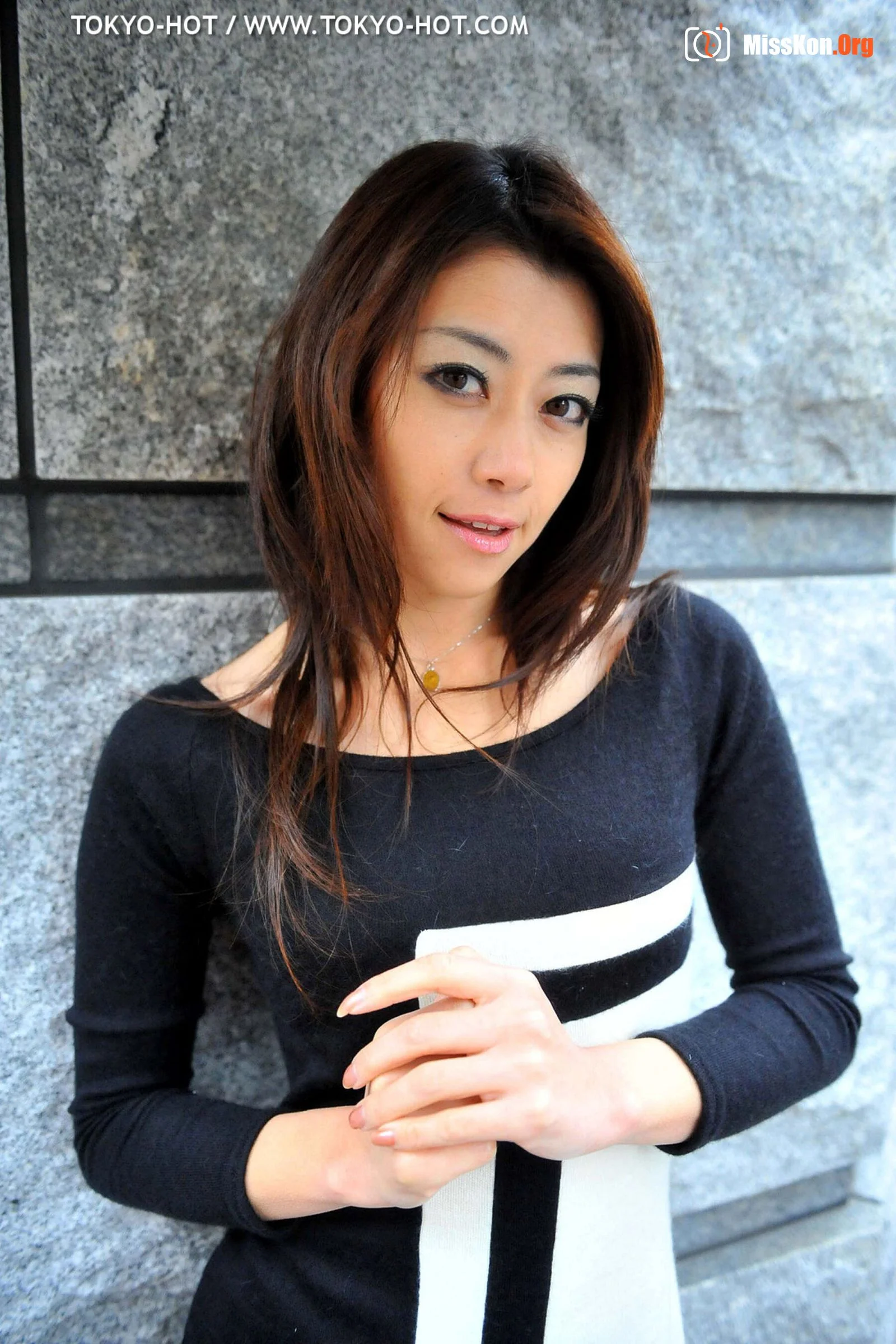 Maki Hojo (Tokyo-Hot e444) - Photo 9