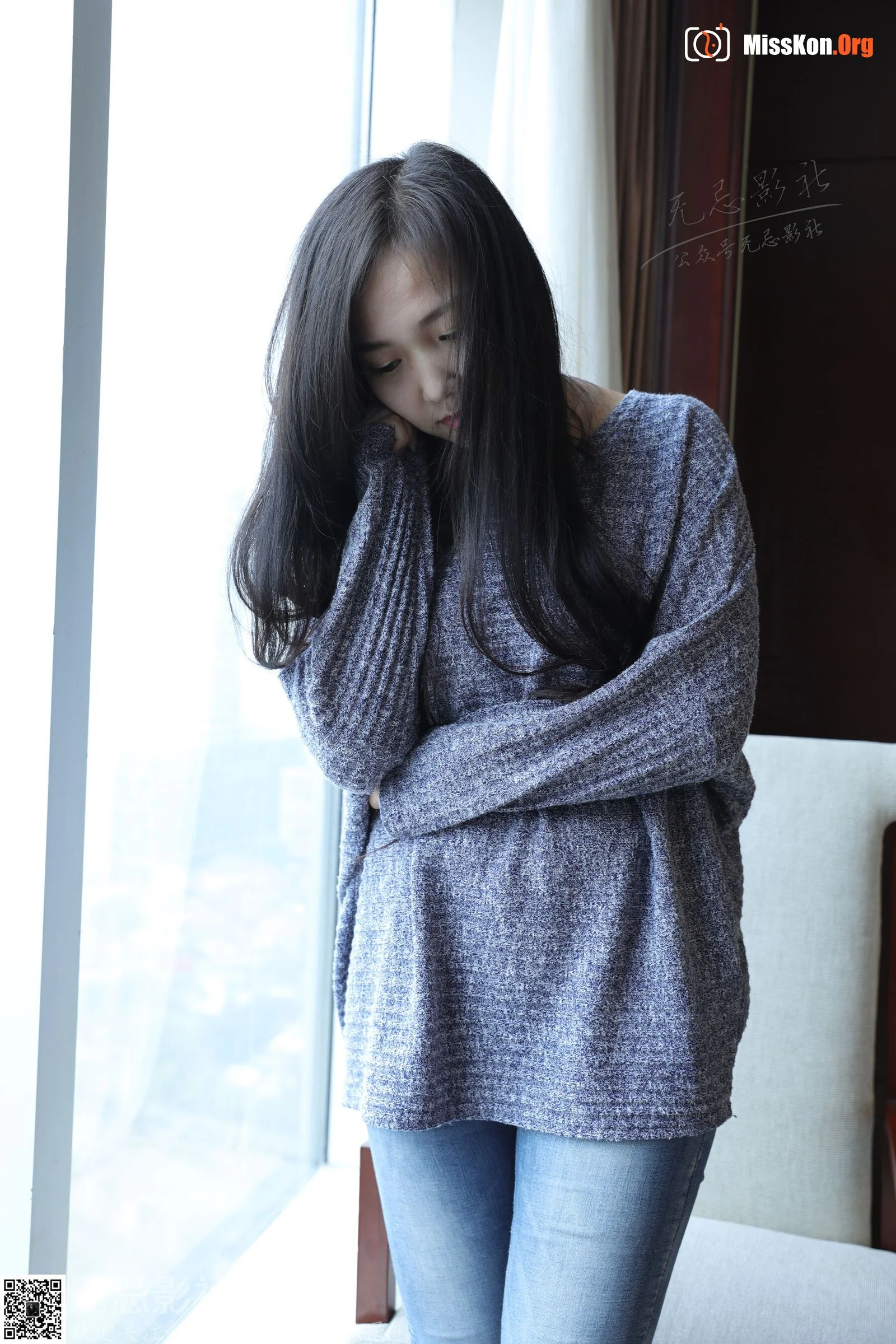 March 2017 Crowdfunding Work Unknown Model 02 - Photo 2