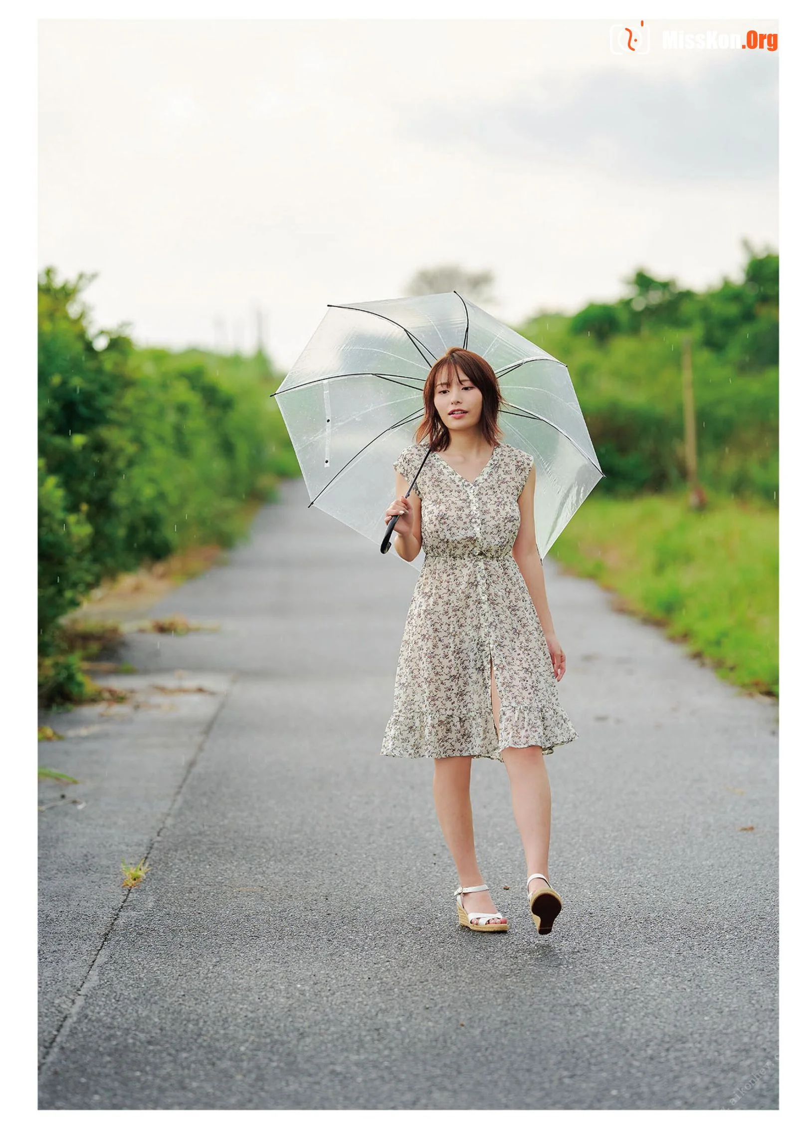 Mayuki Ito: Contrast (Photobook) - Photo 4