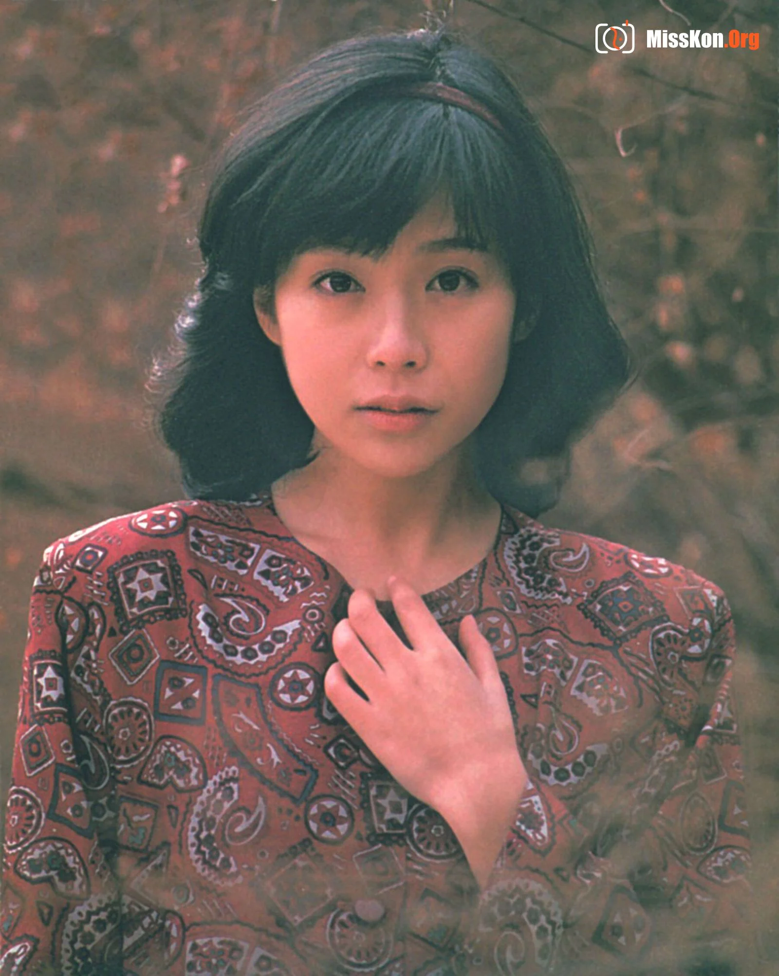 Megumi Ishii "Softly" (Vol. 1982.5) - Photo 2