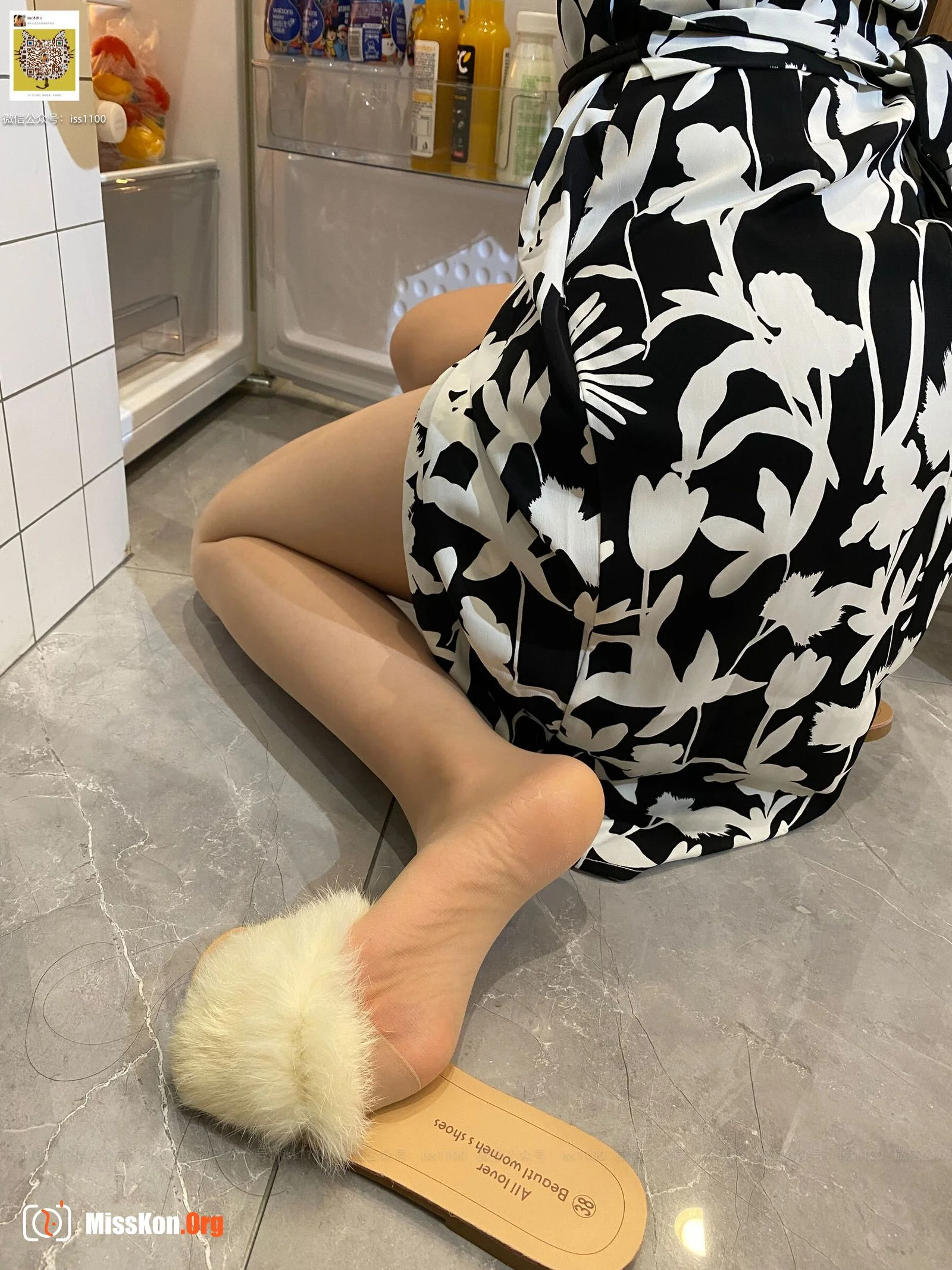 Mei Han: Off silk - Photo 18