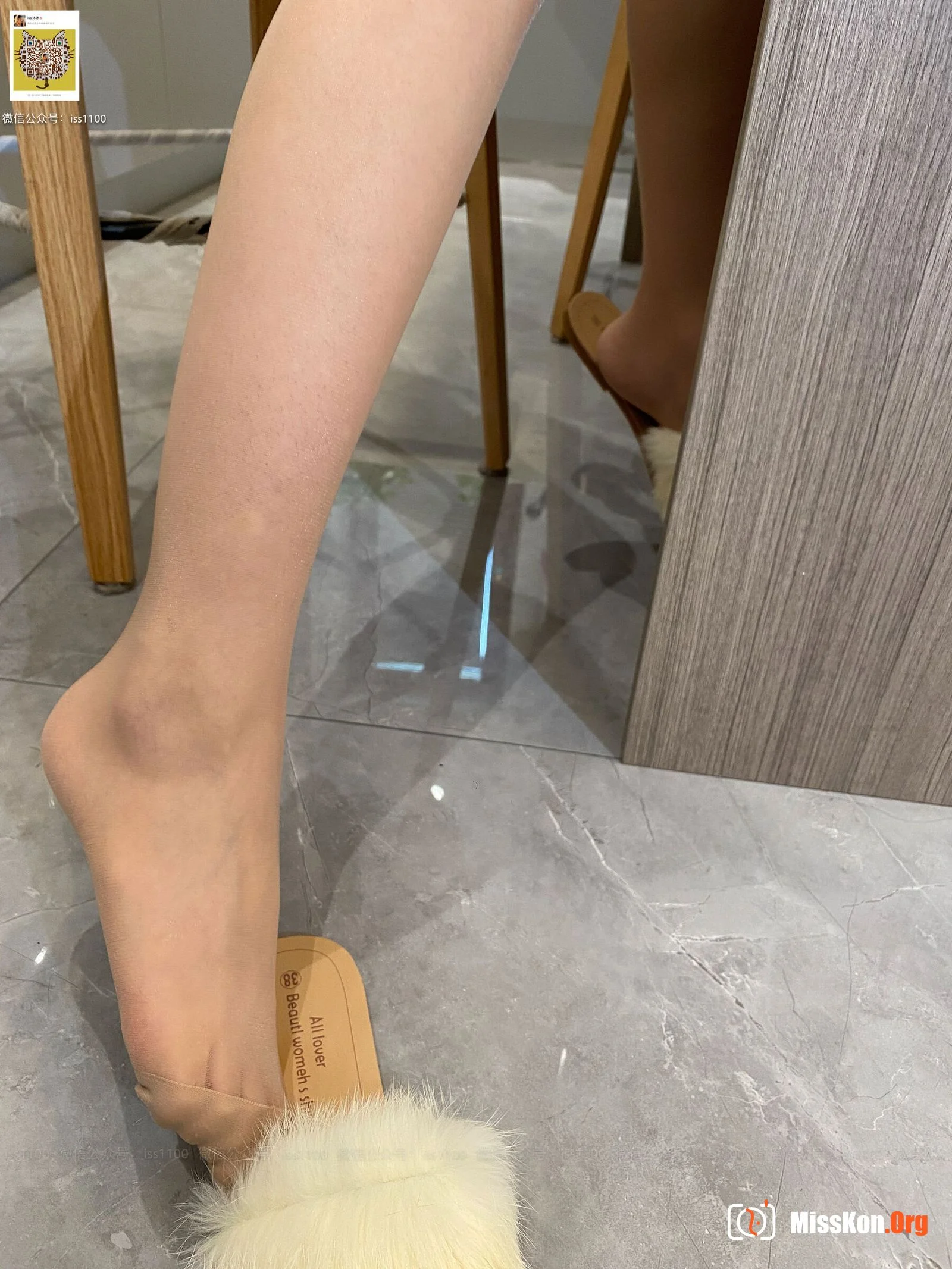 Mei Han: Off silk - Photo 5