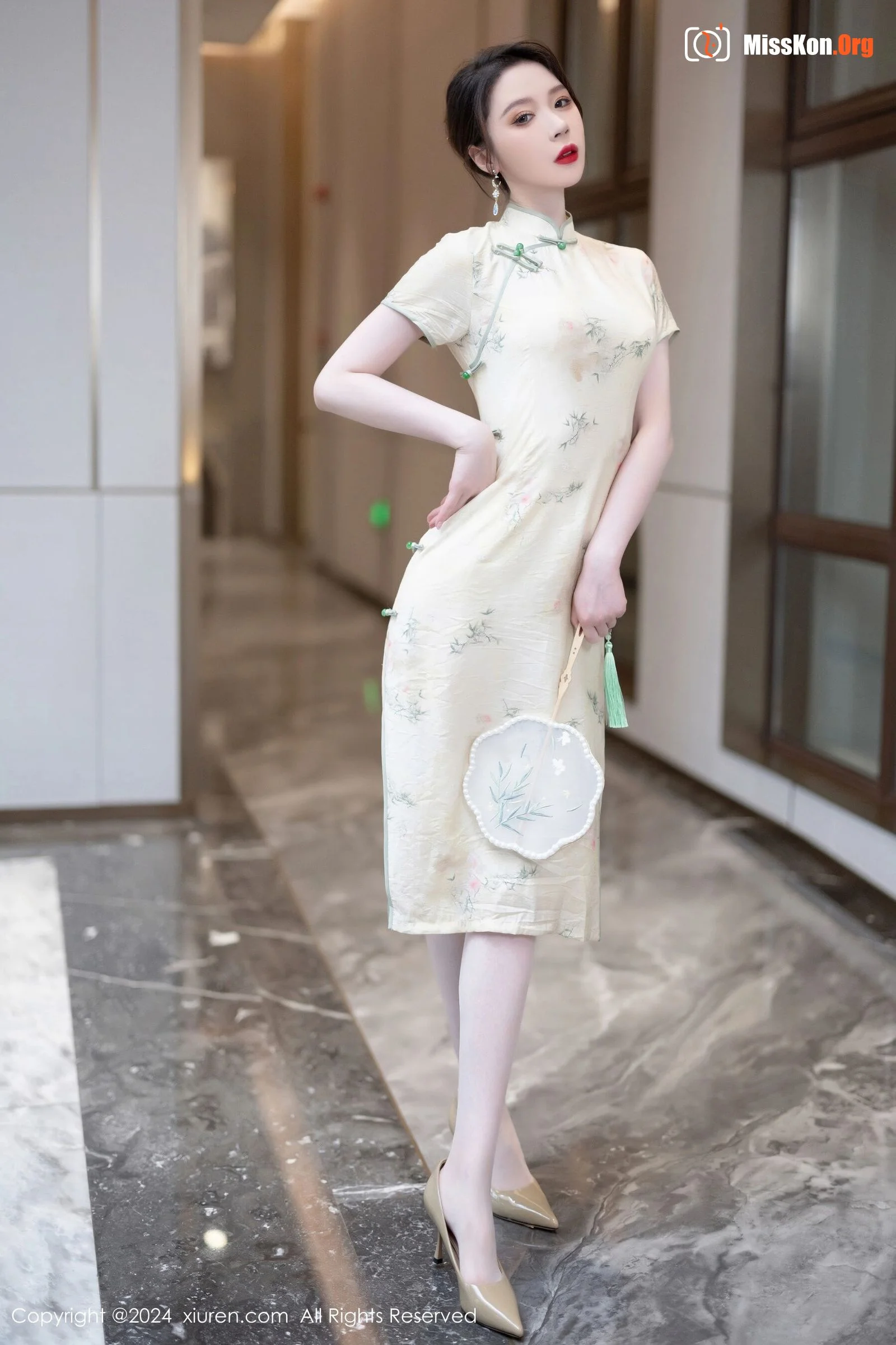 Meng Xinyue - Photo 13