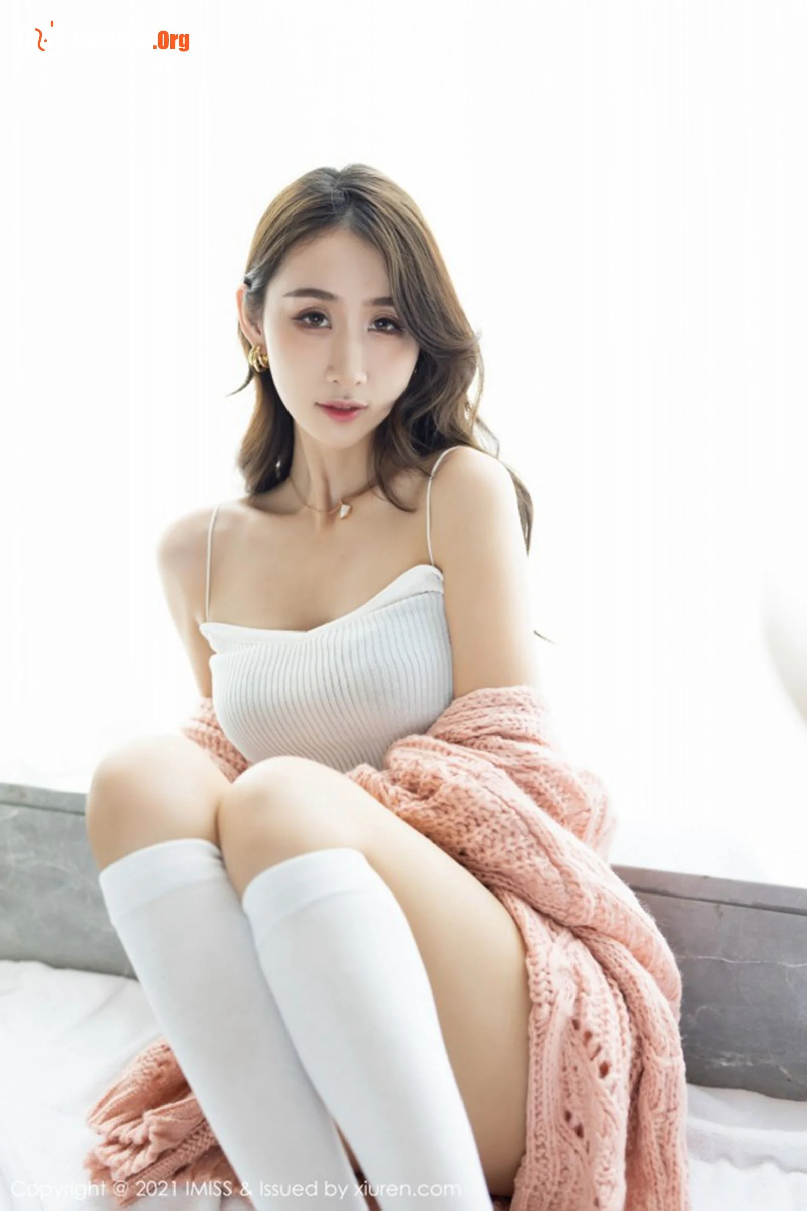 Mengbai Jiang - Photo 3