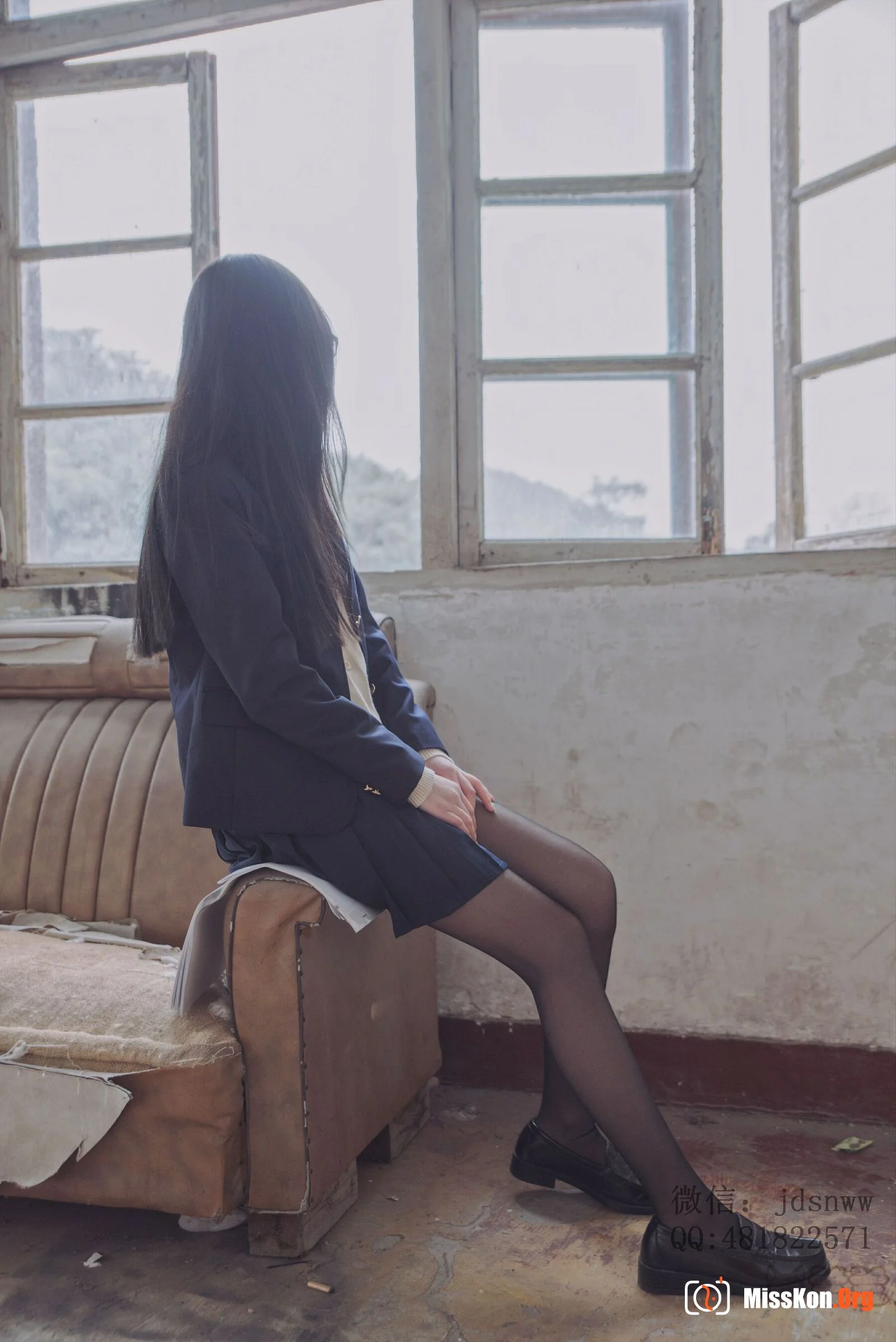 Menglan Jiang: Abandoned school exposed - Photo 14