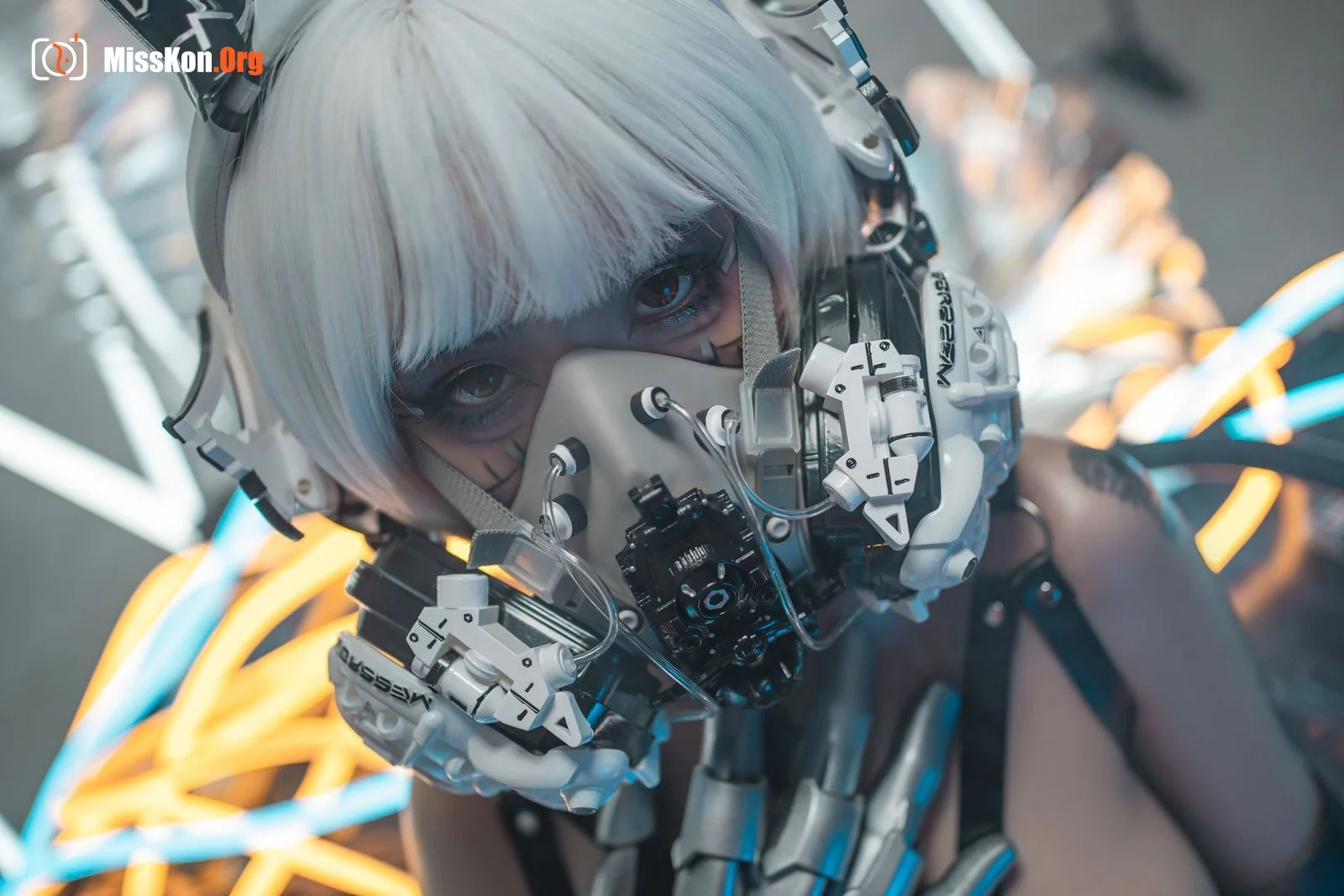 Meow Xiaoji: Cyberpunk Mewtwo - Photo 8