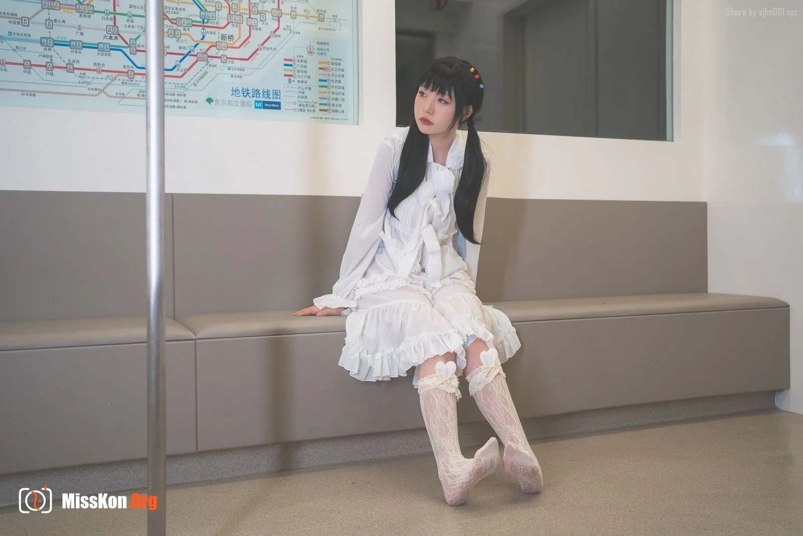 Meow Xiaoji: Late night subway - Photo 19