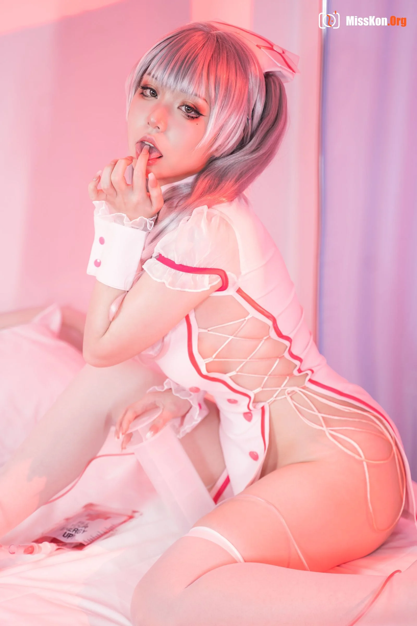 Meow Xiaoji: Pink nurse - Photo 9