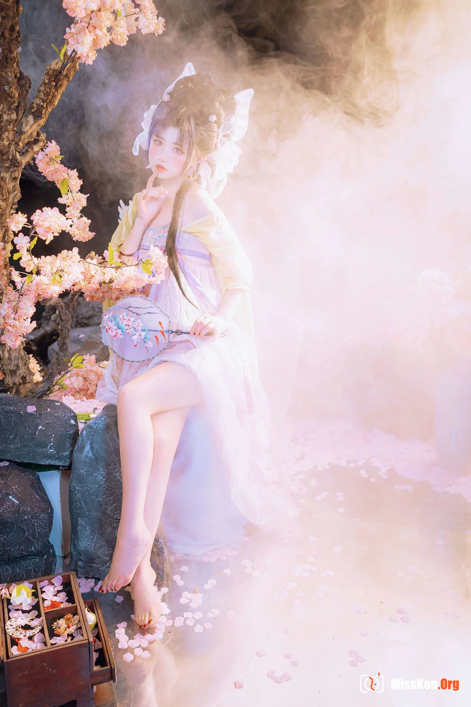 Meow Xiaoji: Rumeng Ling - Photo 18