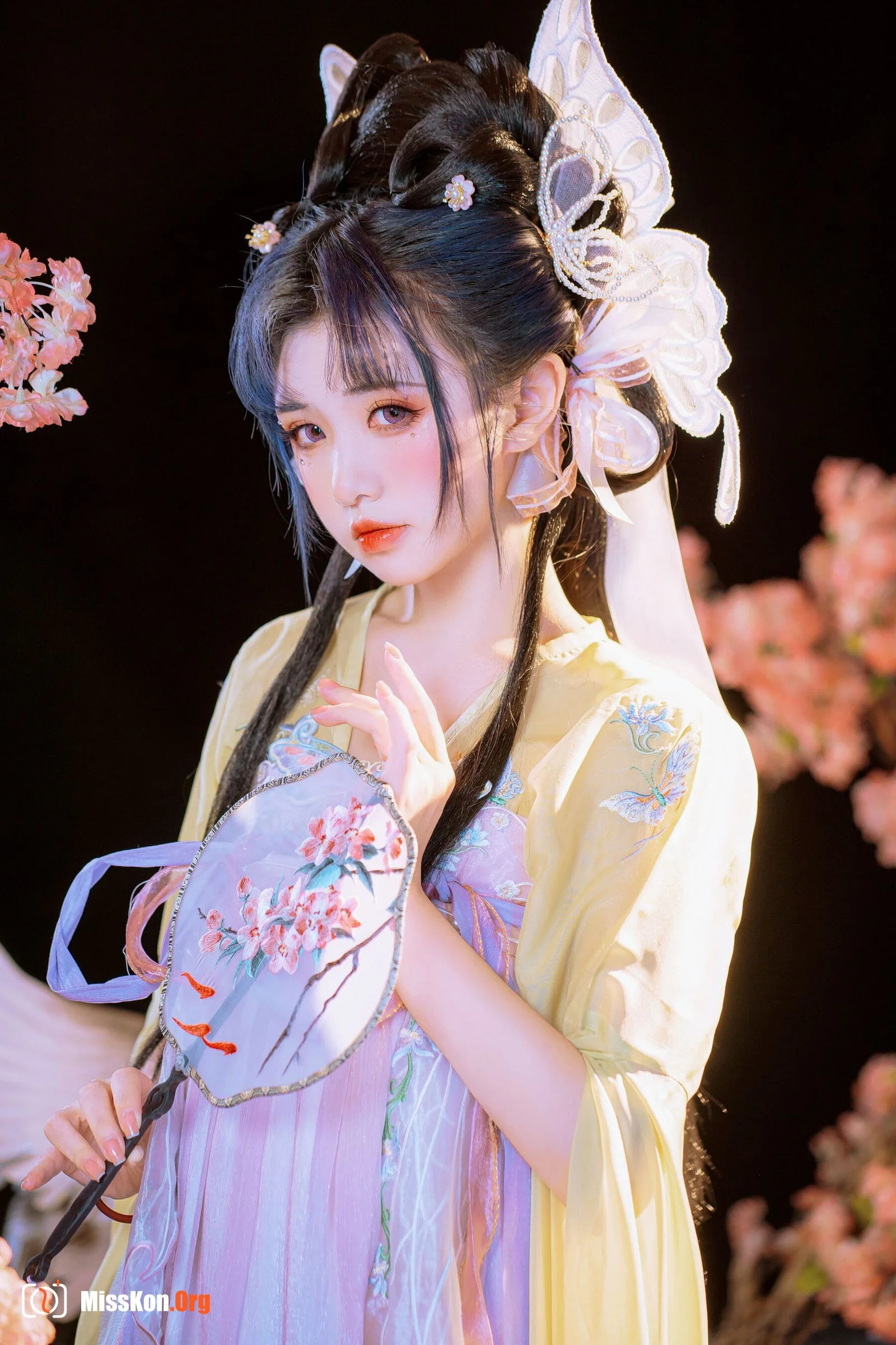 Meow Xiaoji: Rumeng Ling - Photo 4