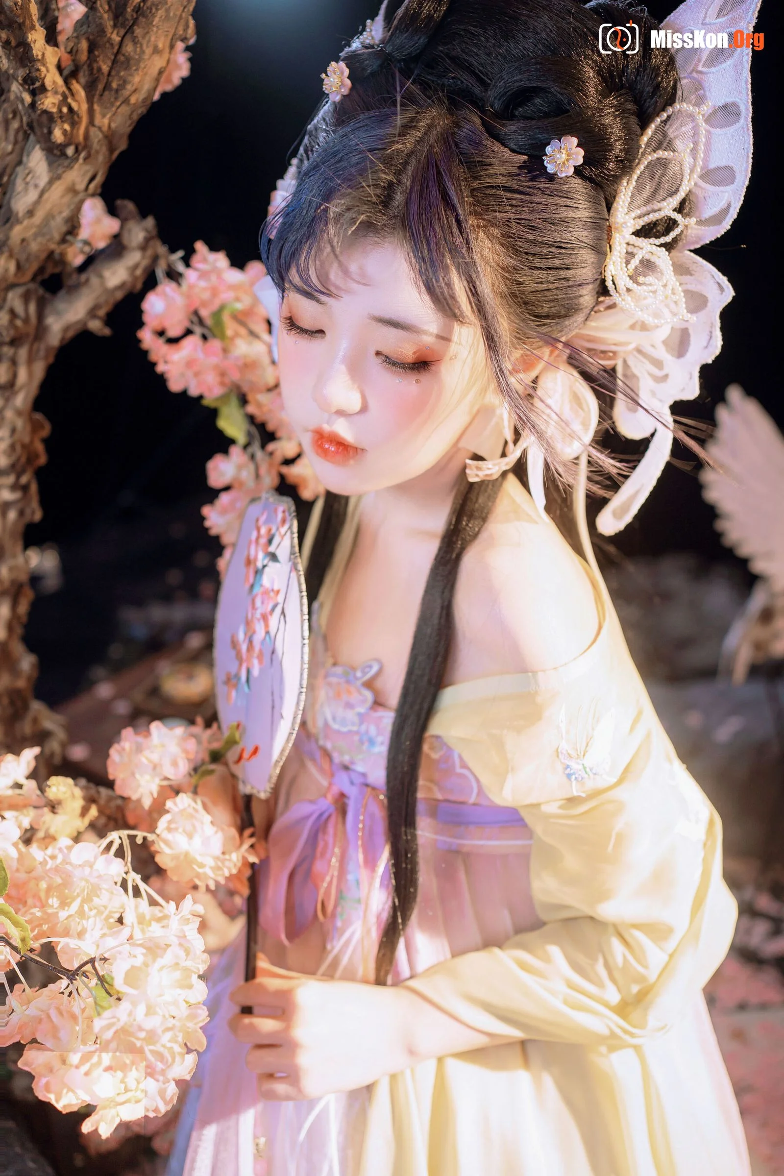 Meow Xiaoji: Rumeng Ling - Photo 7