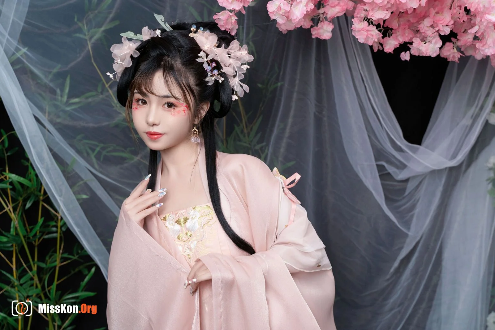 Miao Xiaoji's "Qing Ping Le" - Photo 15