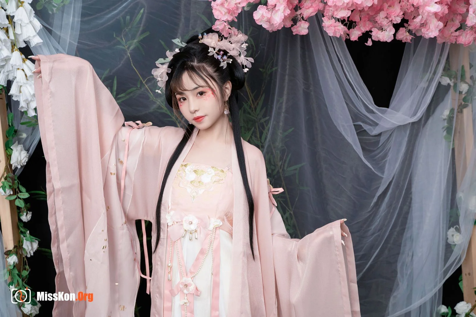 Miao Xiaoji's "Qing Ping Le" - Photo 18