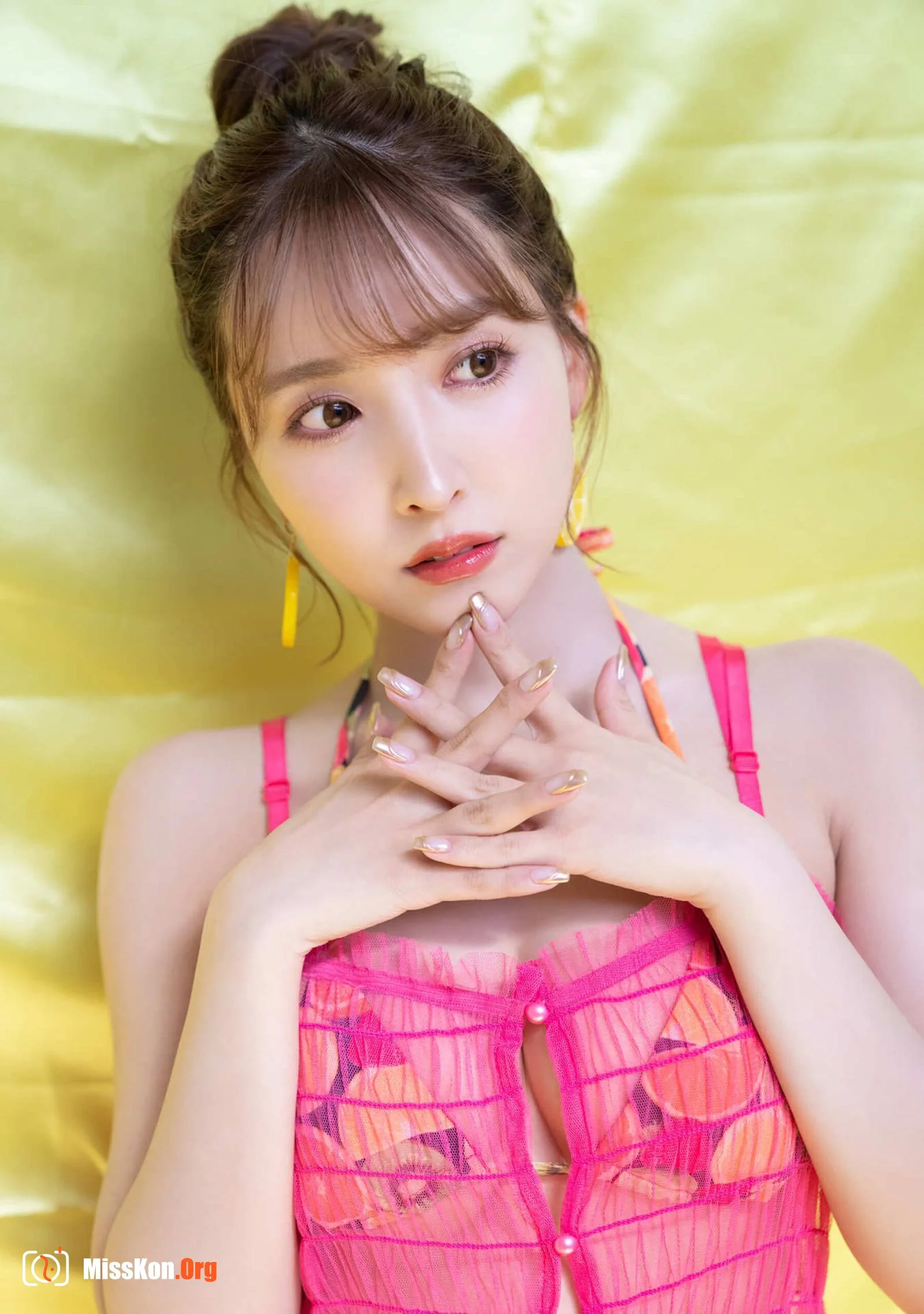 Mikami Yua: Cute Juice - Photo 9