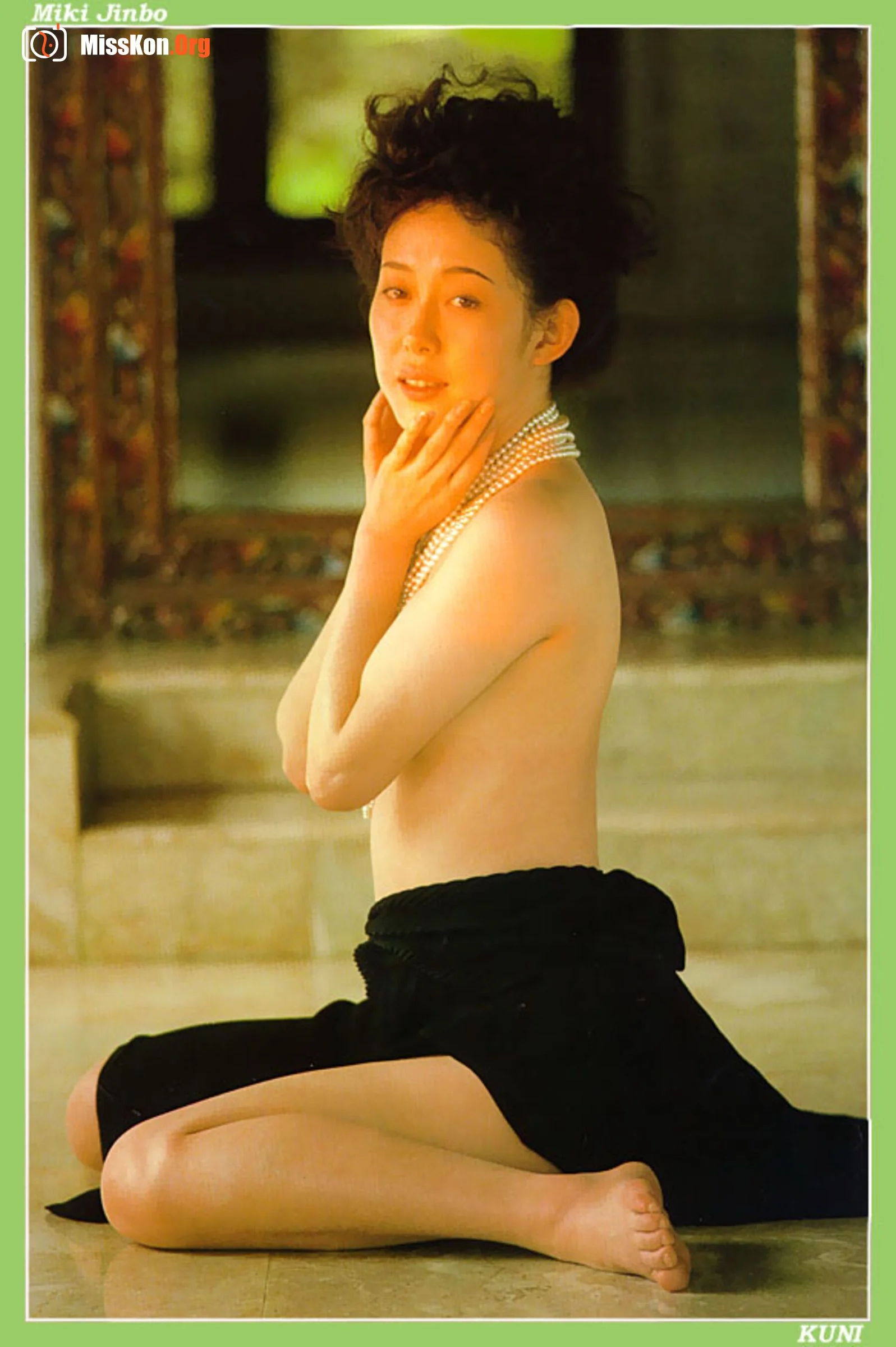 Miki Jinbo - Photo 11