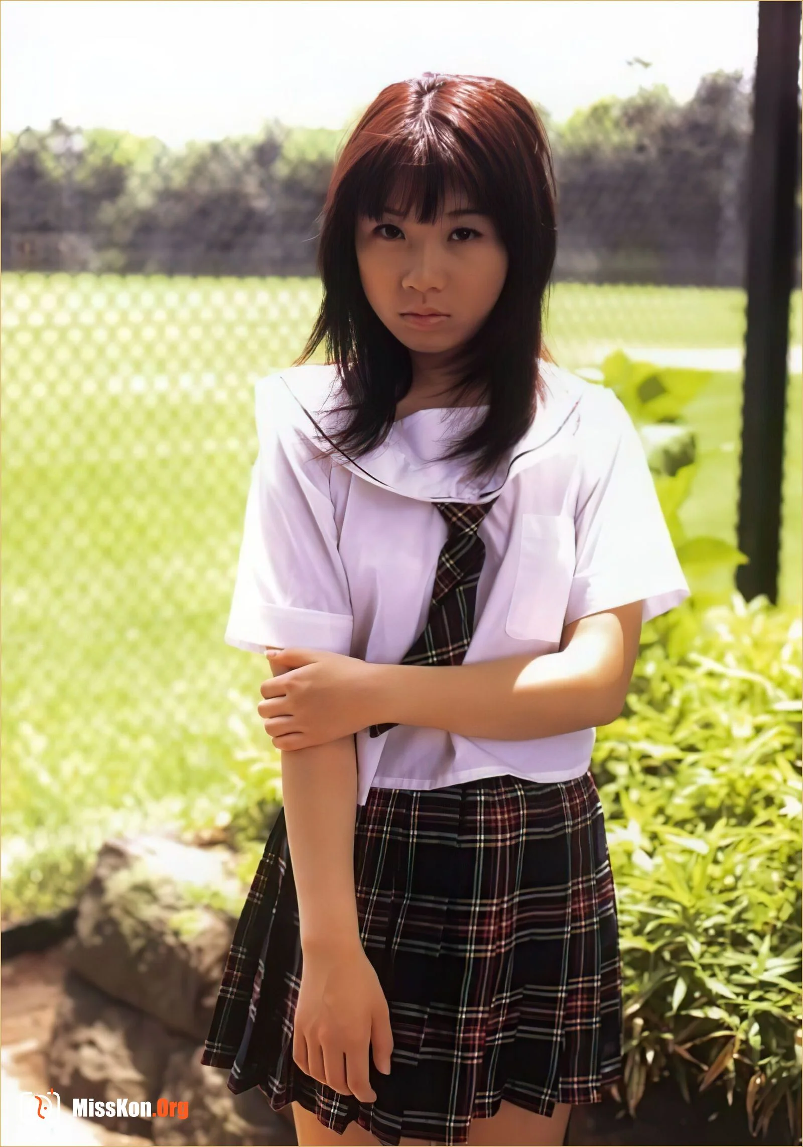 Miku Nakayama: White.Jelly (2004-07-01) - Photo 2