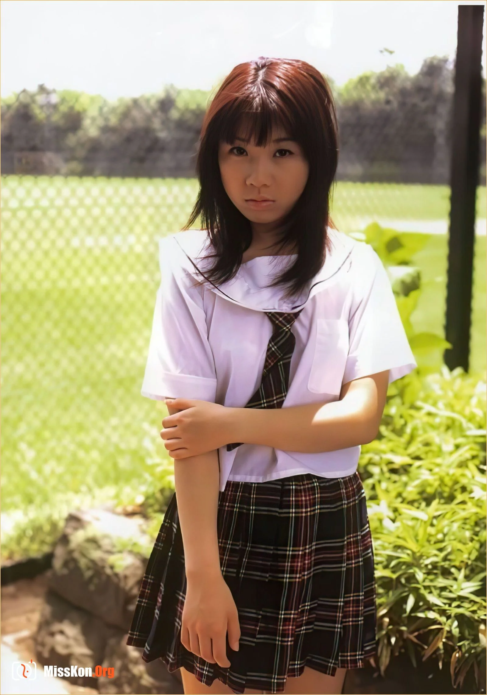 Miku Nakayama: White.Jelly (2004-07-01) - Photo 6