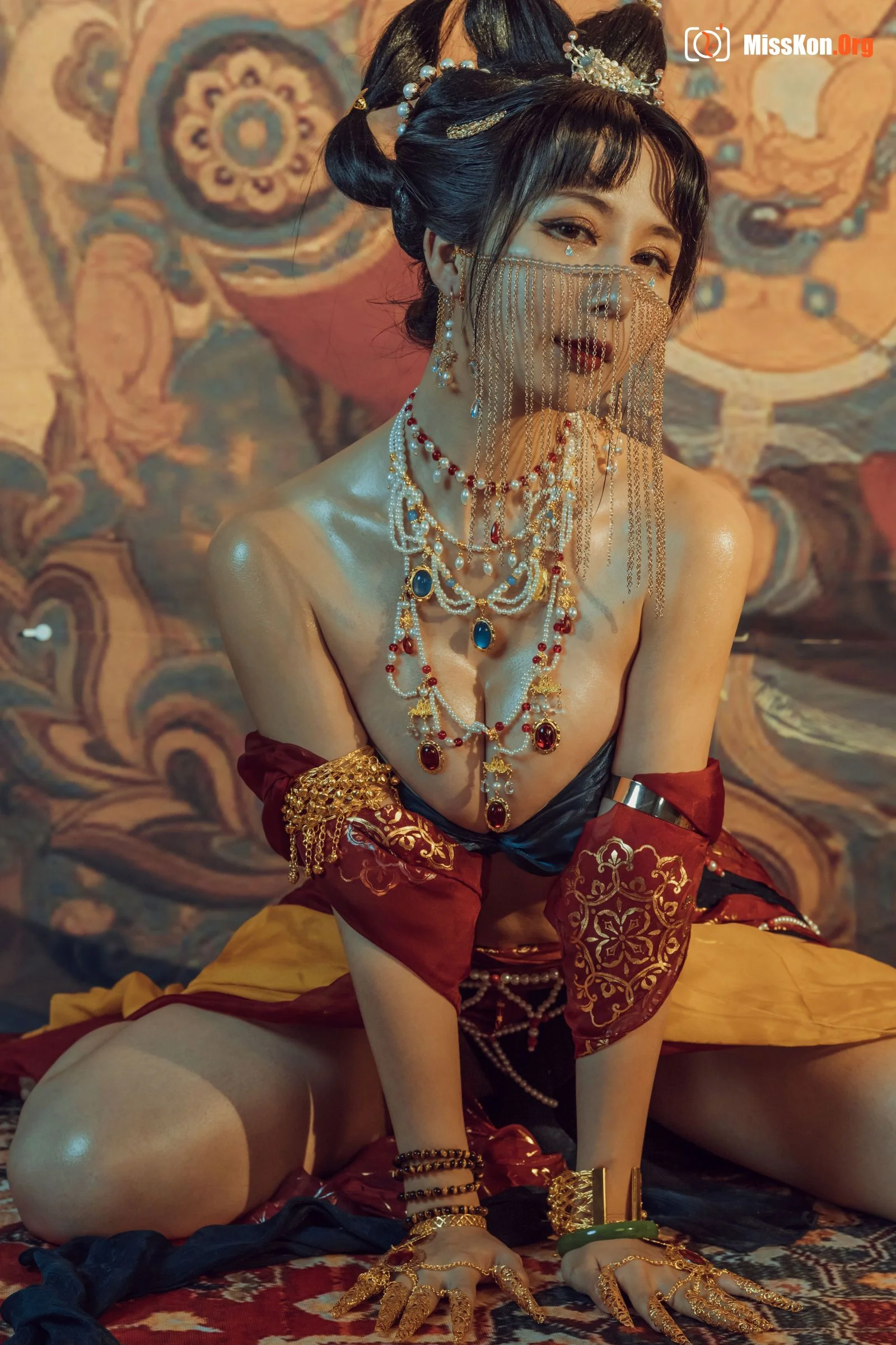 Milk peach: Dunhuang - Photo 12
