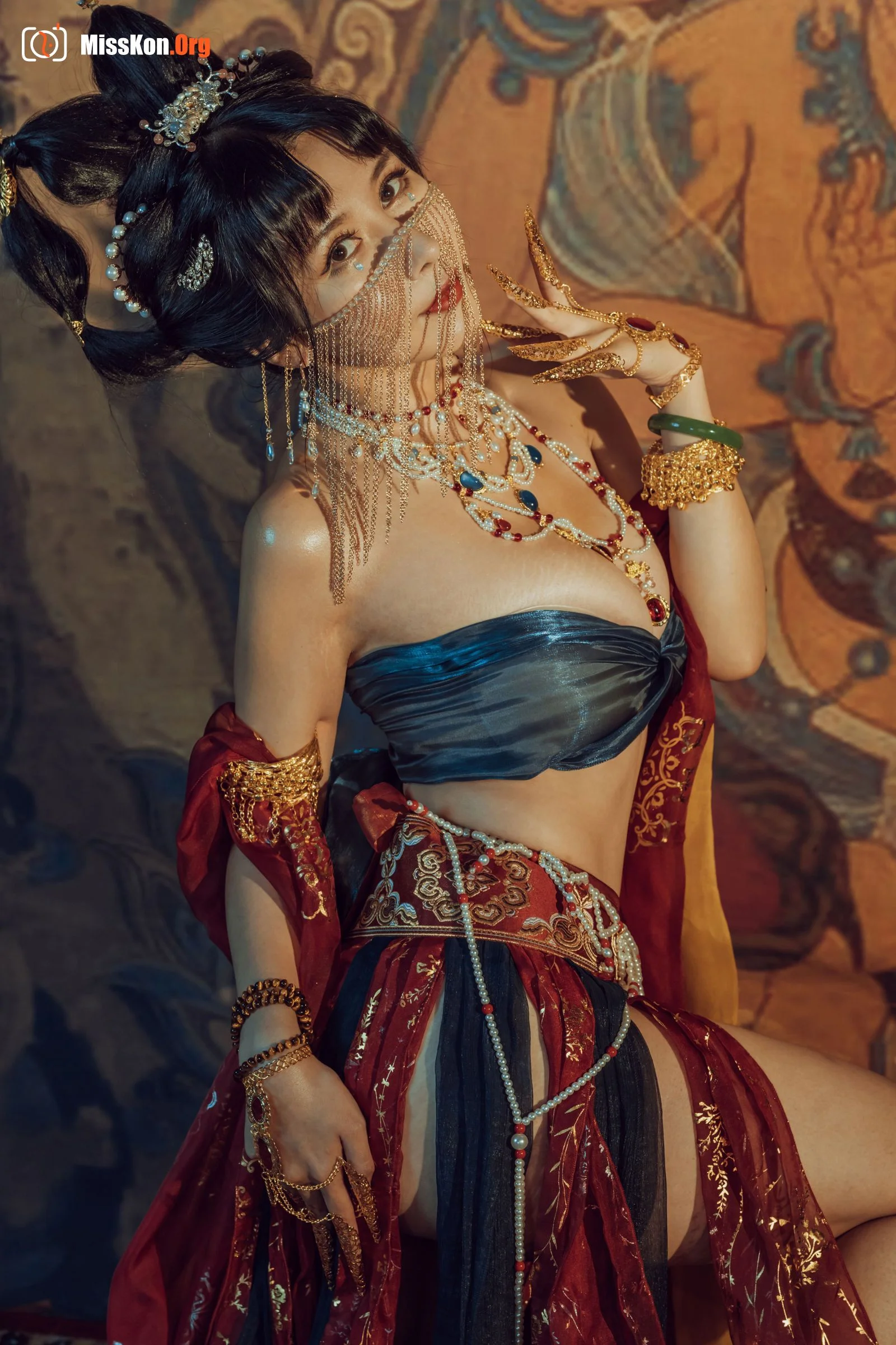 Milk peach: Dunhuang - Photo 15
