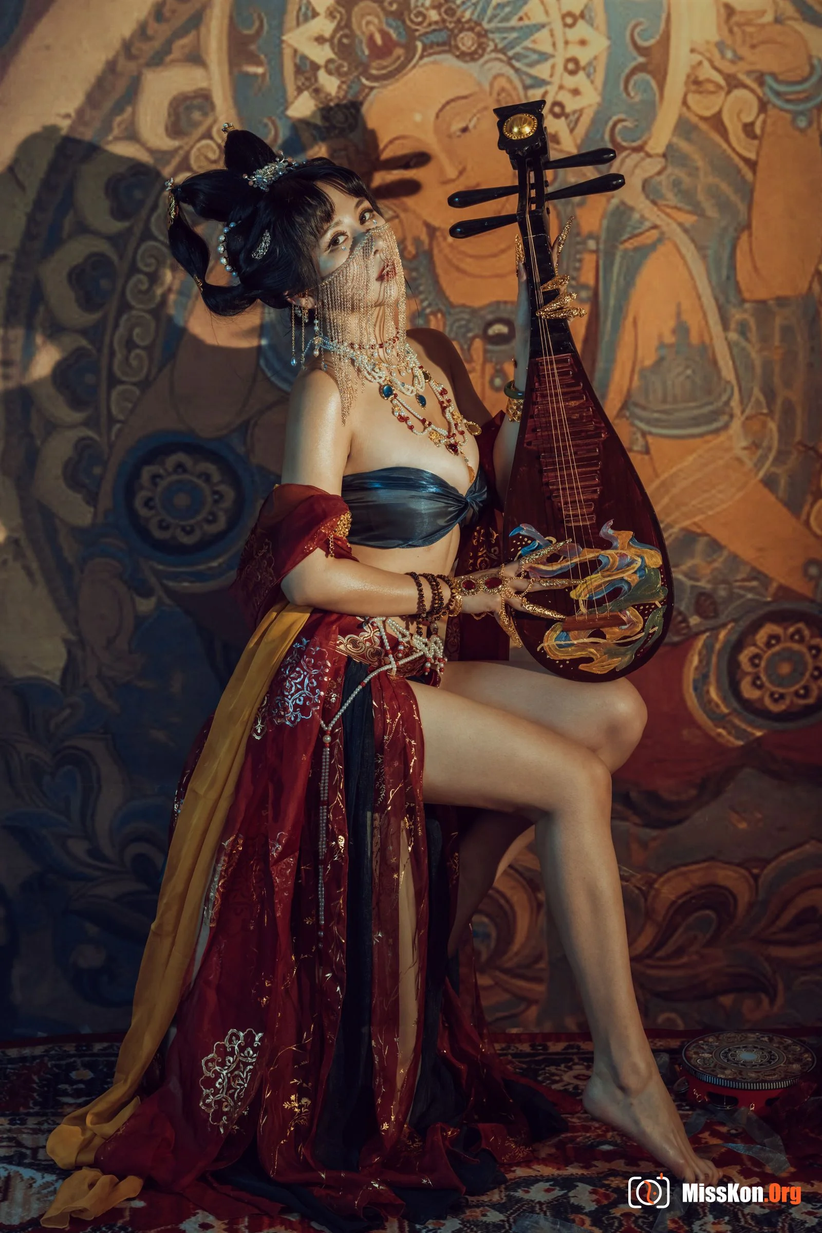 Milk peach: Dunhuang - Photo 16
