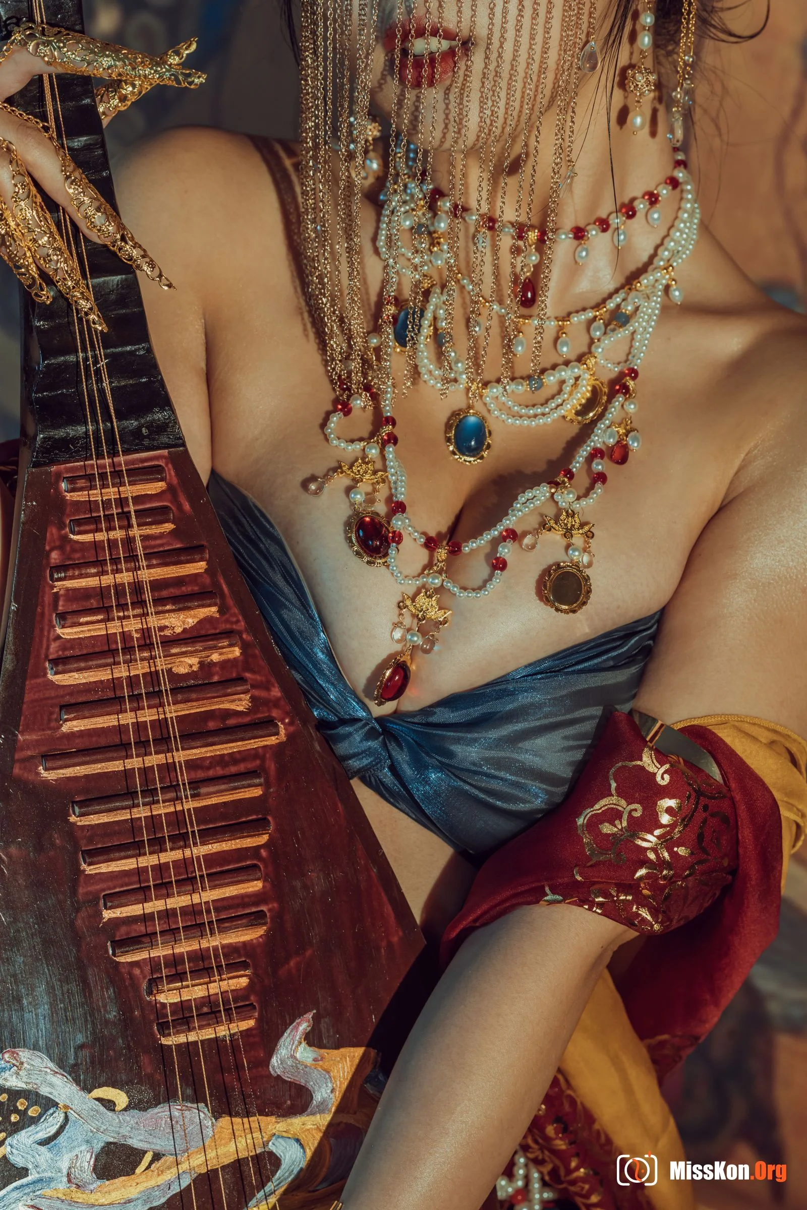 Milk peach: Dunhuang - Photo 17