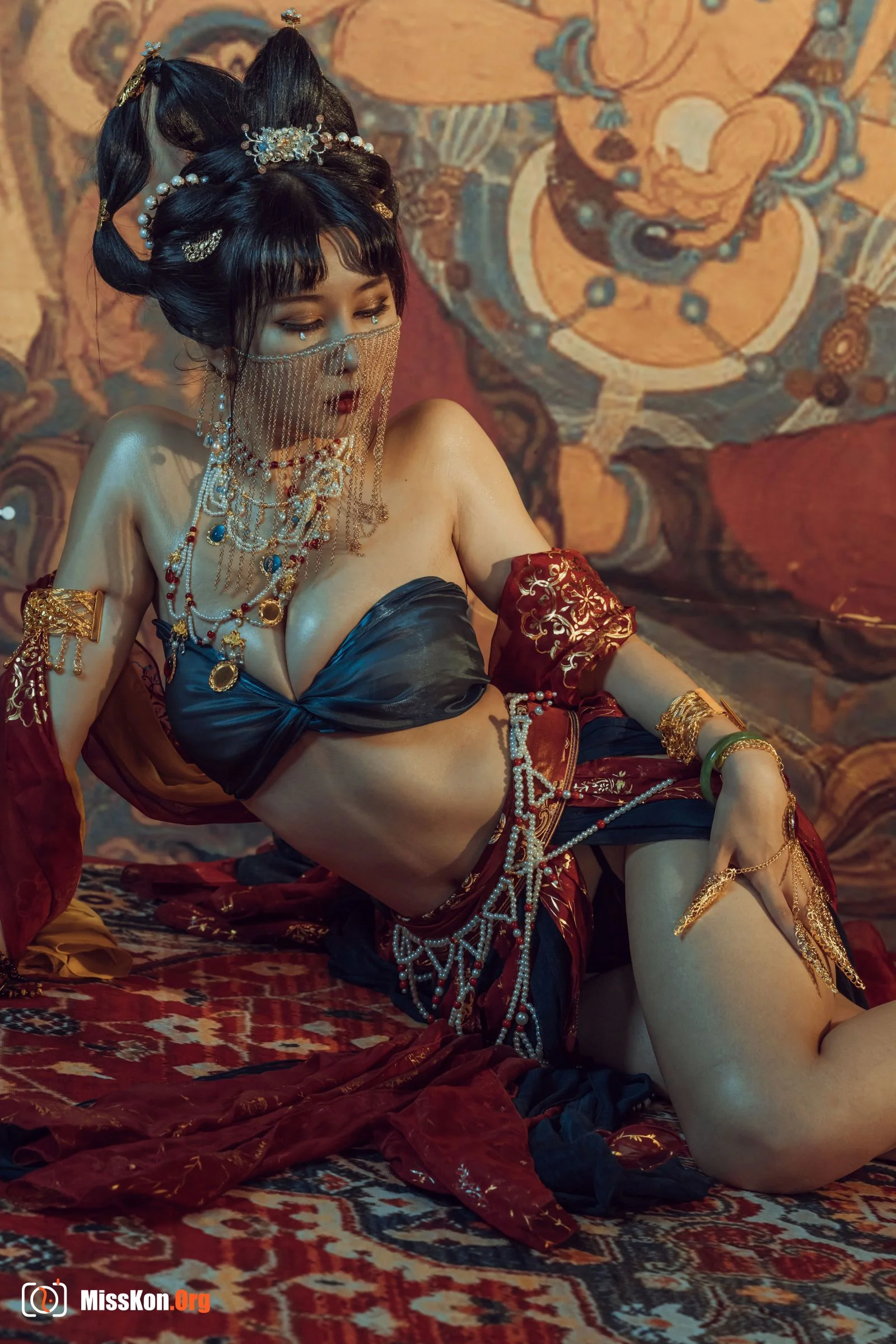 Milk peach: Dunhuang - Photo 7