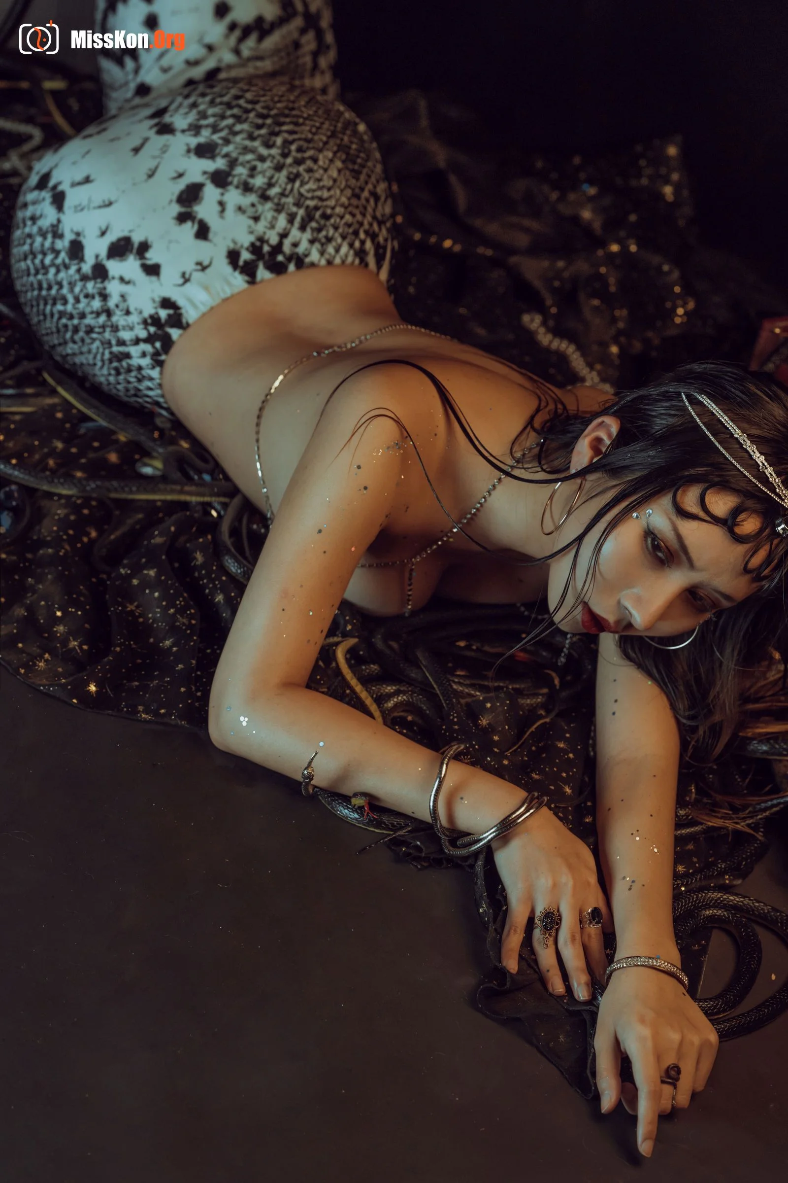 Milk peach: Serpentine - Photo 11