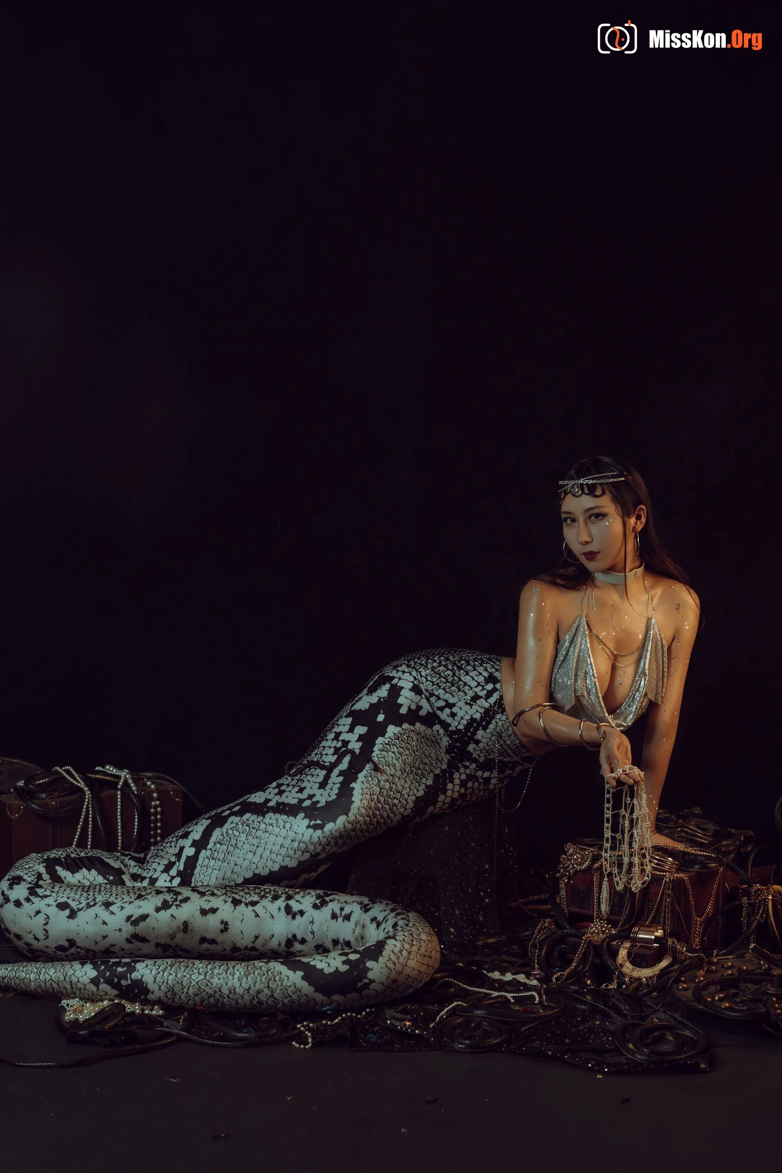 Milk peach: Serpentine - Photo 12