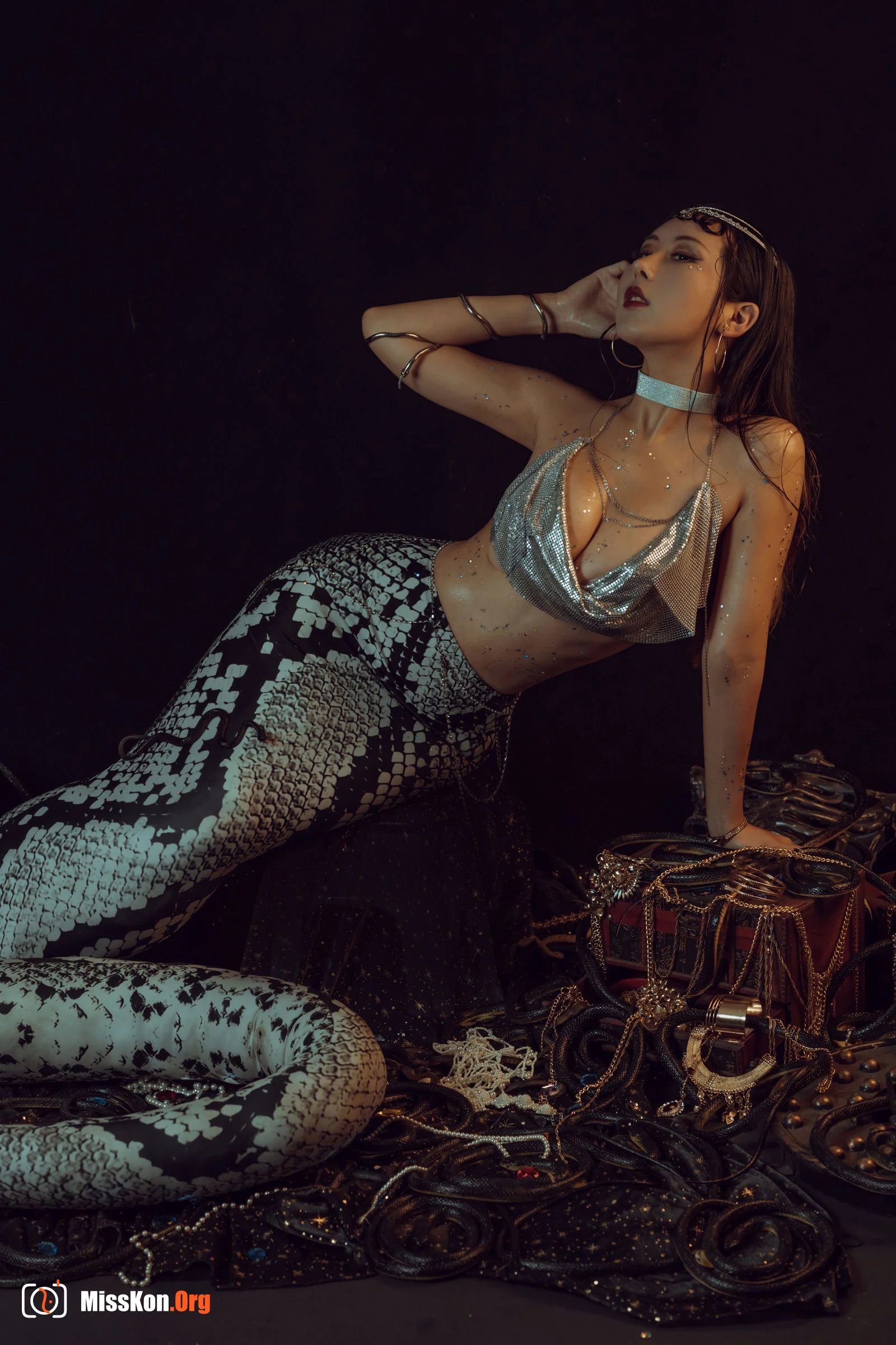 Milk peach: Serpentine - Photo 13
