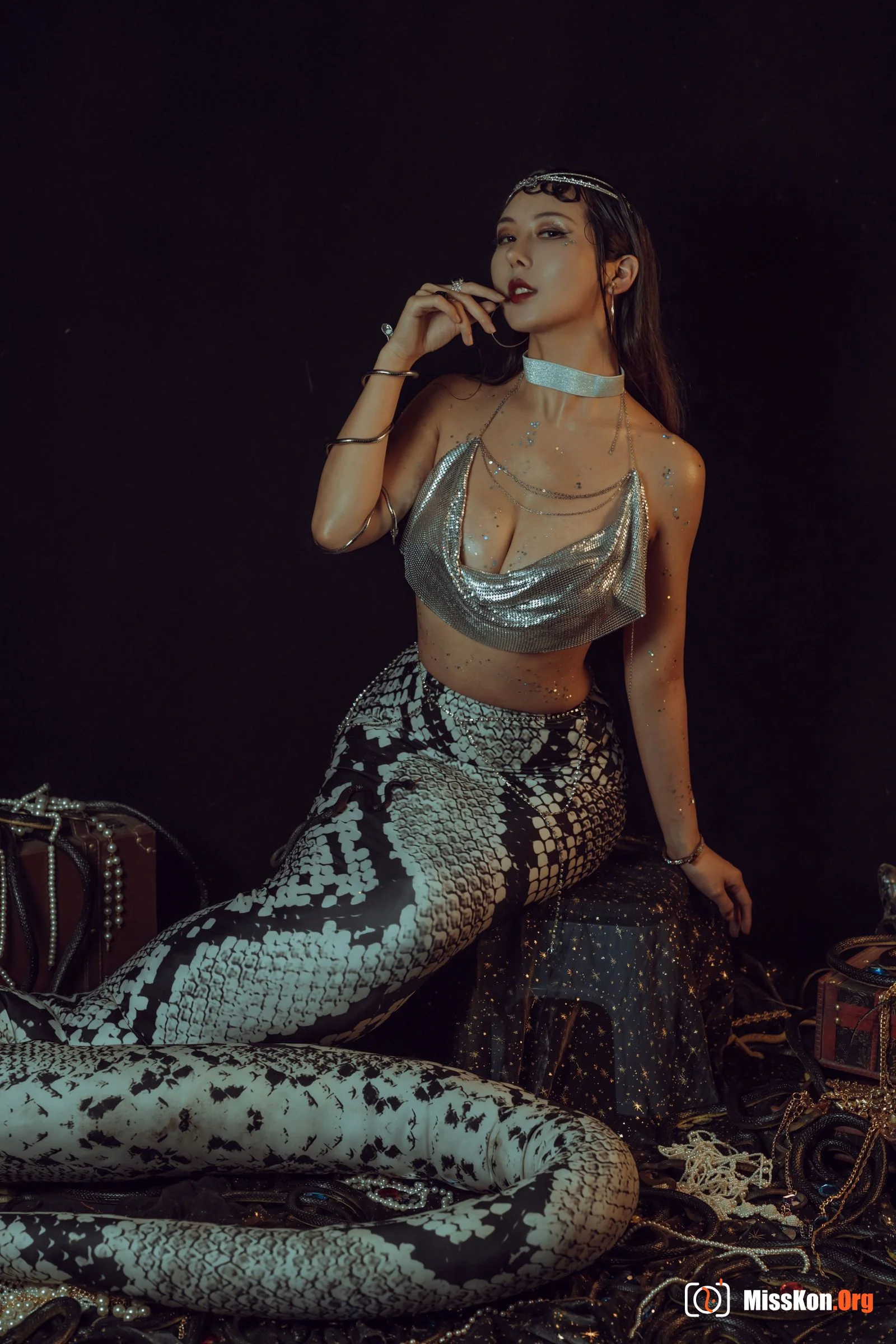 Milk peach: Serpentine - Photo 18