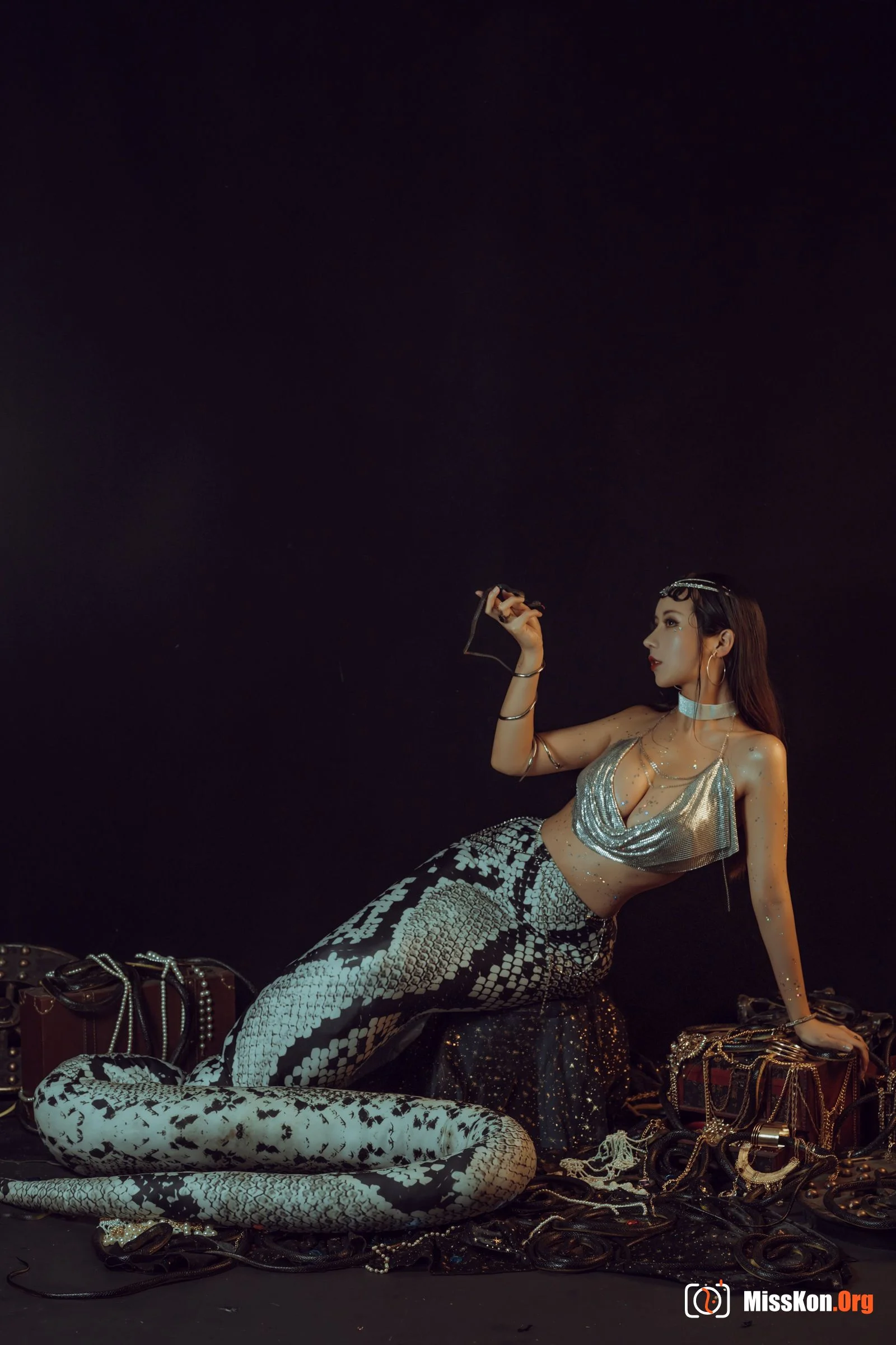 Milk peach: Serpentine - Photo 5